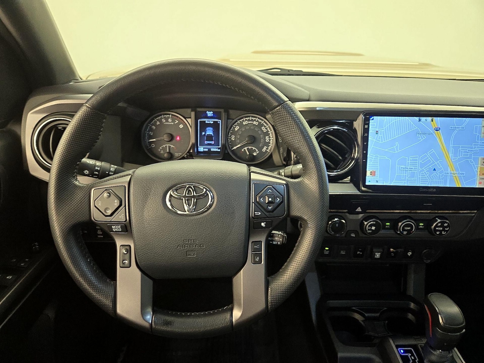 2019 Toyota Tacoma TRD Sport - Photo 11