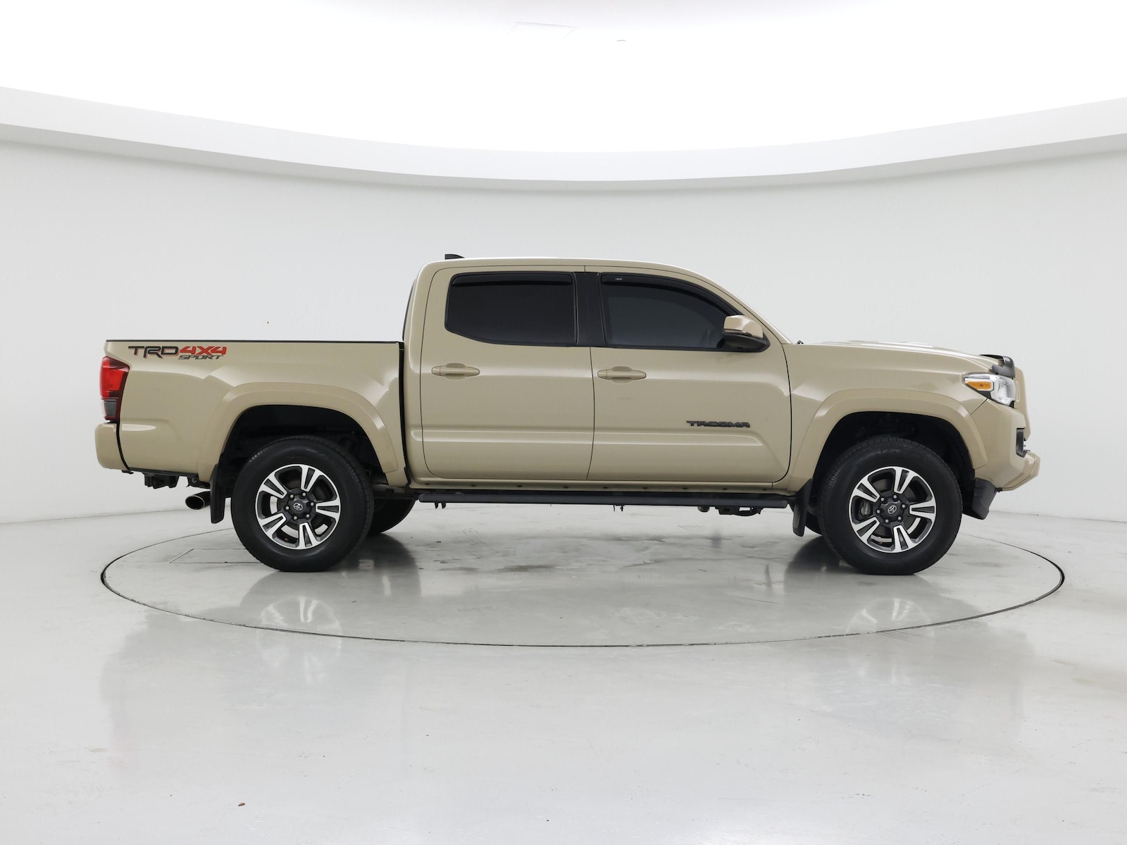 2019 Toyota Tacoma TRD Sport - Photo 8