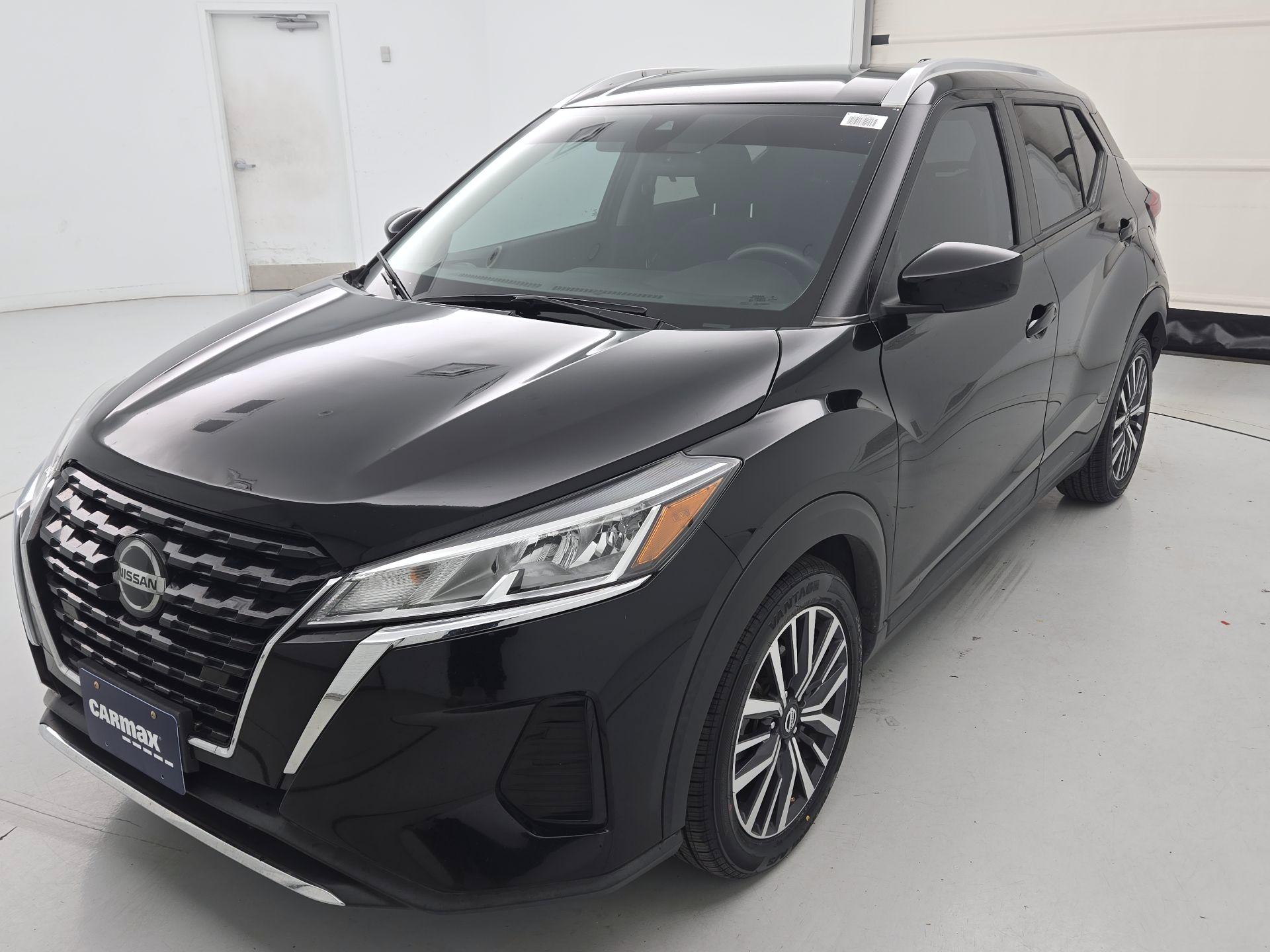 Thumbnail: 2021 Nissan Kicks - 3
