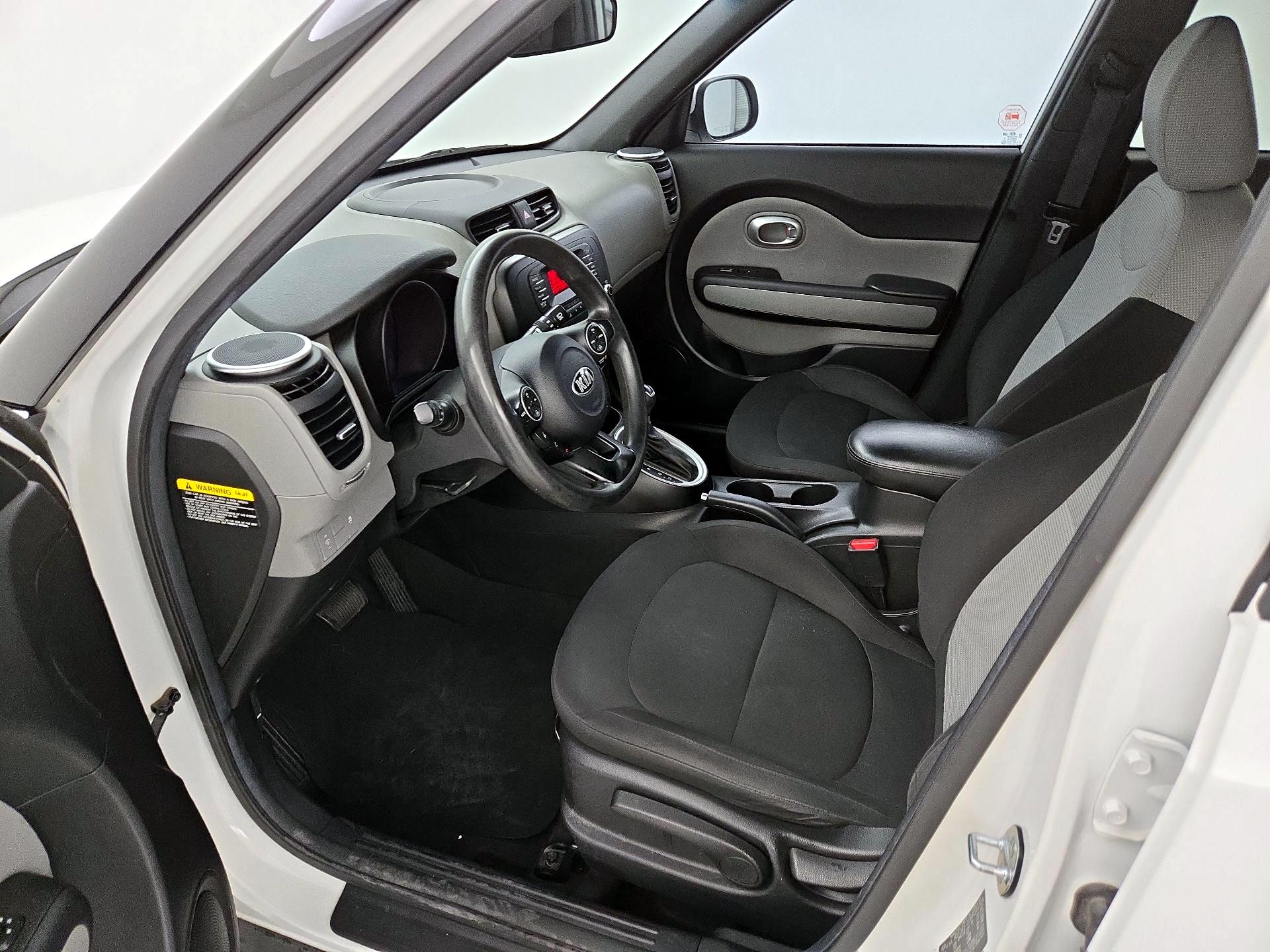 Thumbnail: 2015 Kia Soul - 11