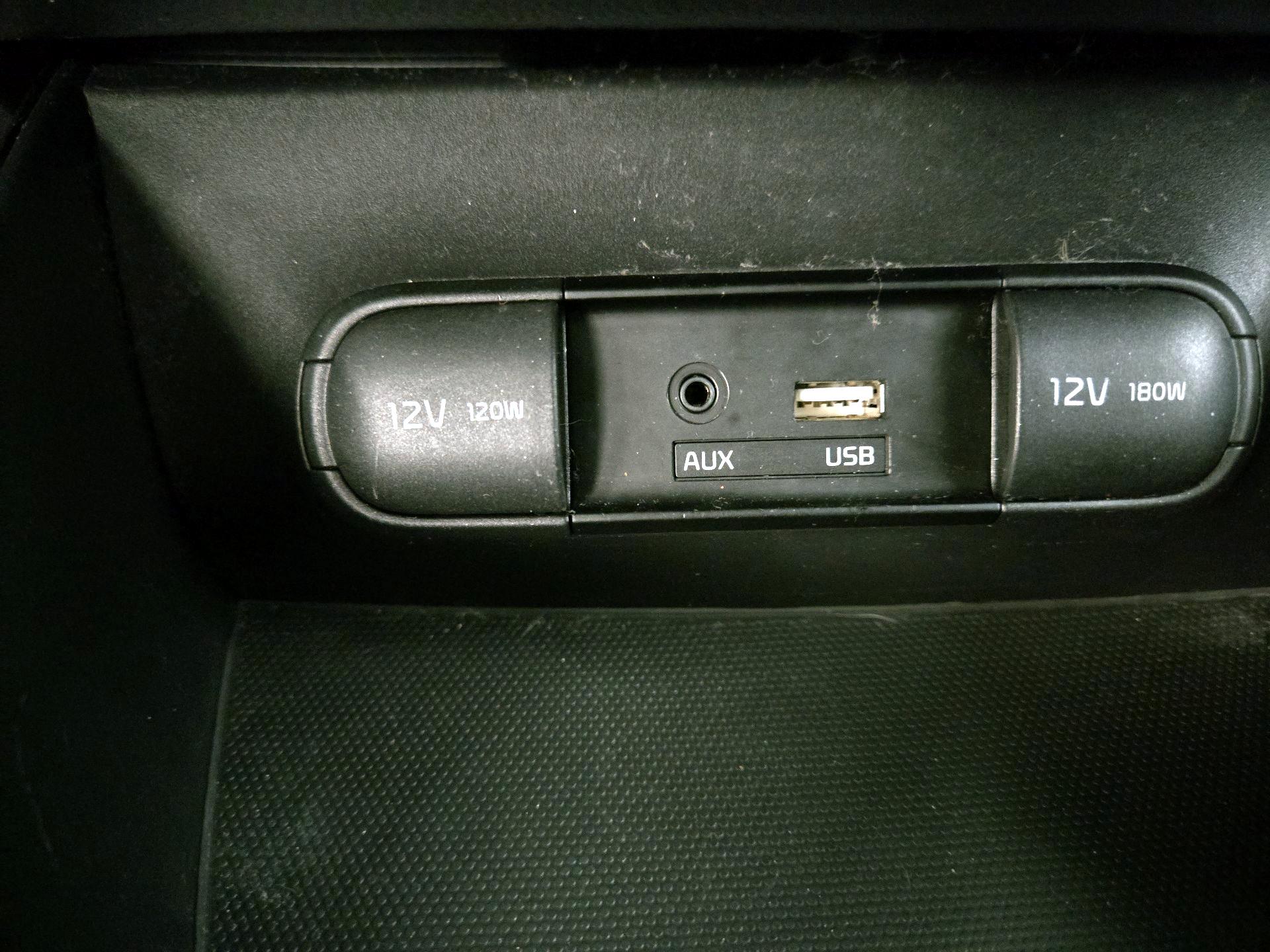 Thumbnail: 2015 Kia Soul - 17