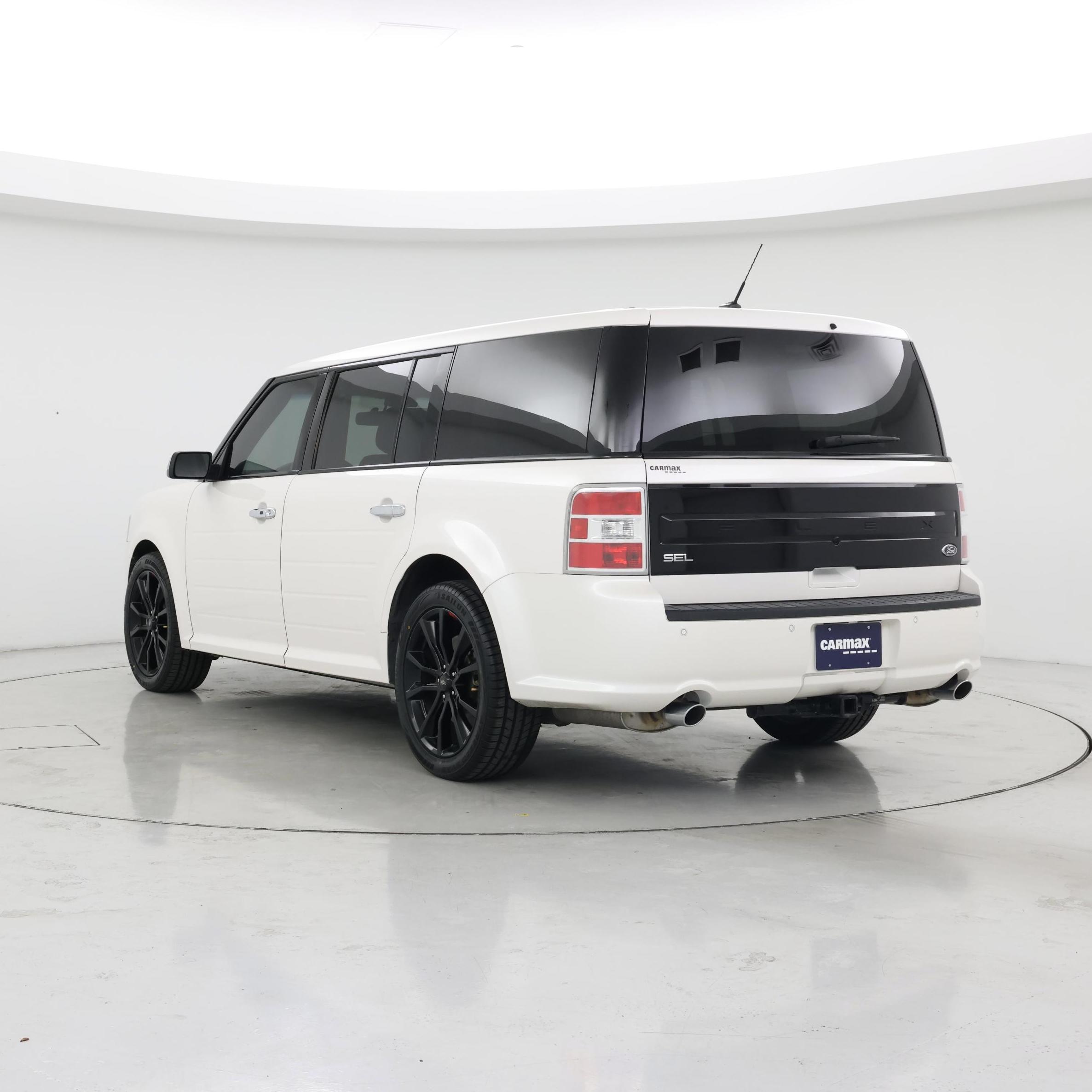 Thumbnail: 2019 Ford Flex - 2