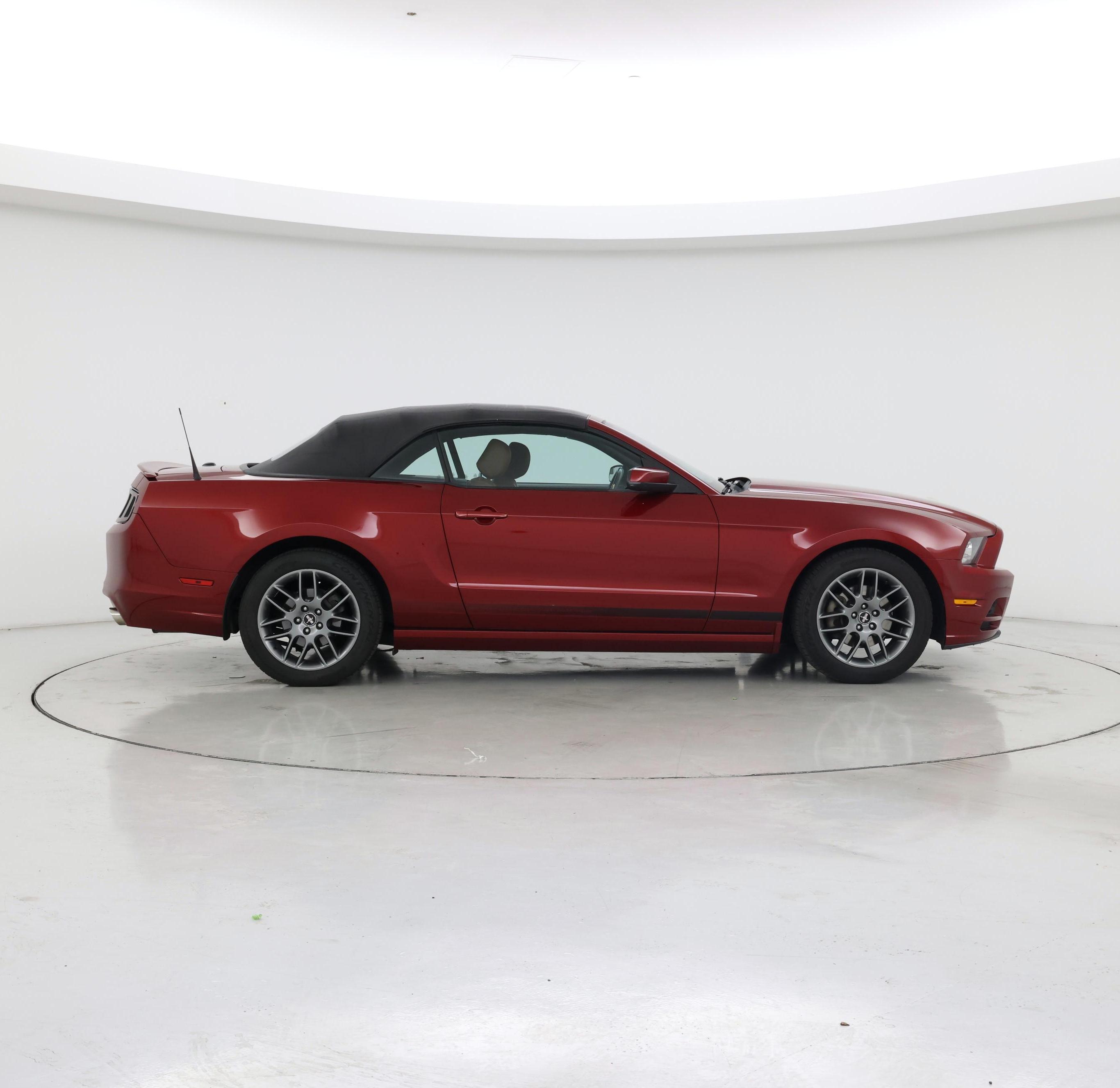 Thumbnail: 2014 Ford Mustang - 7