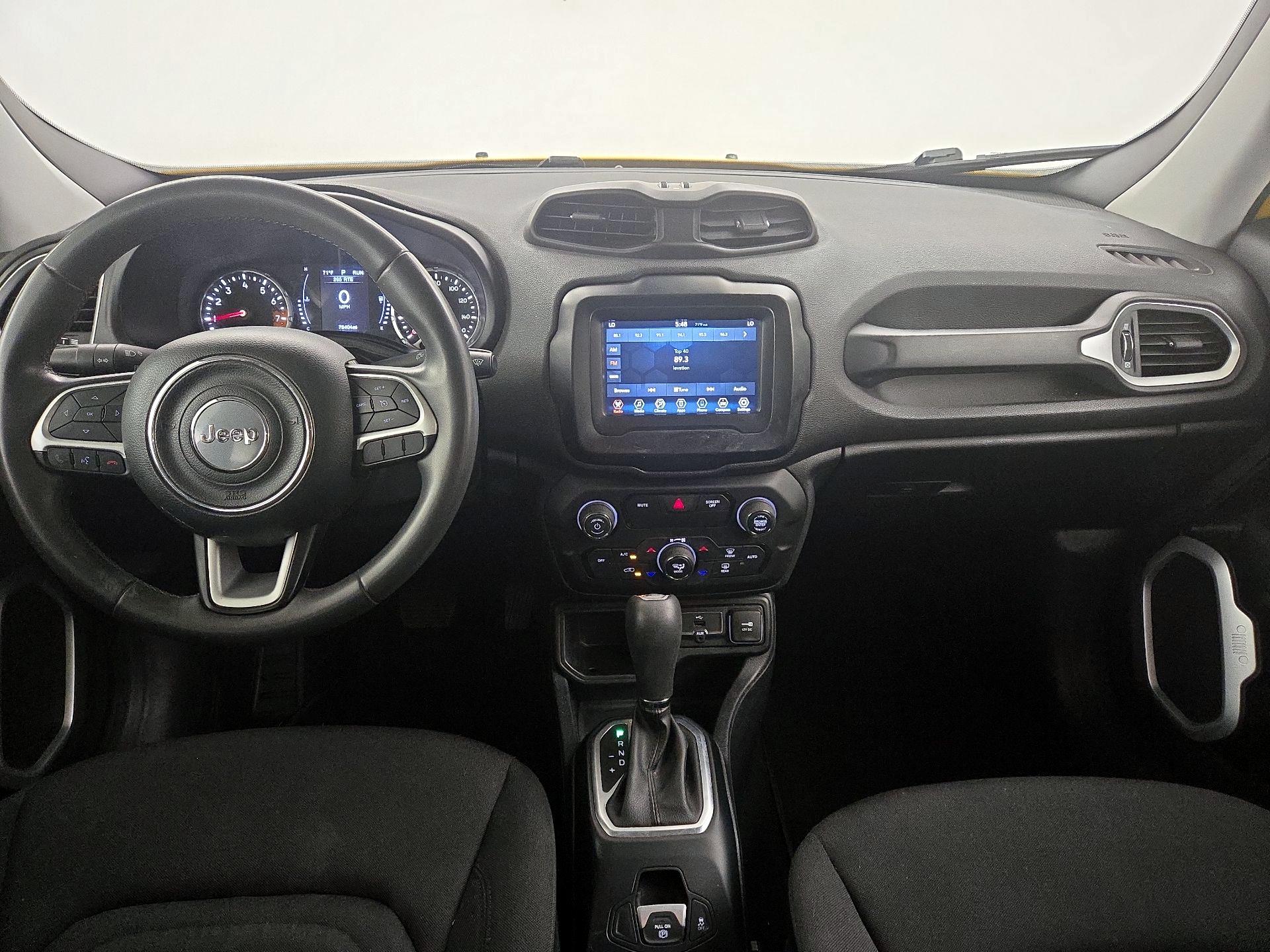 Thumbnail: 2018 Jeep Renegade - 9