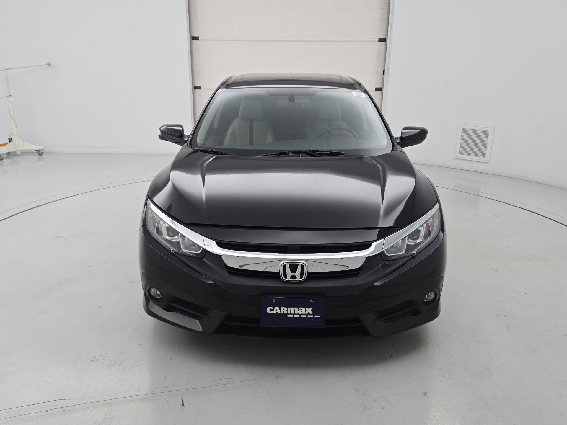 Thumbnail: 2017 Honda Civic - 2
