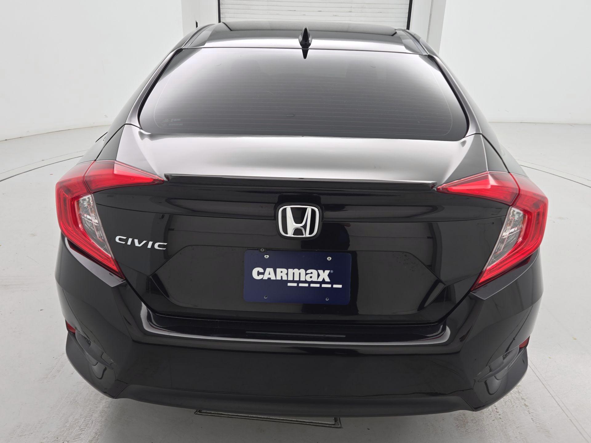 Thumbnail: 2017 Honda Civic - 6