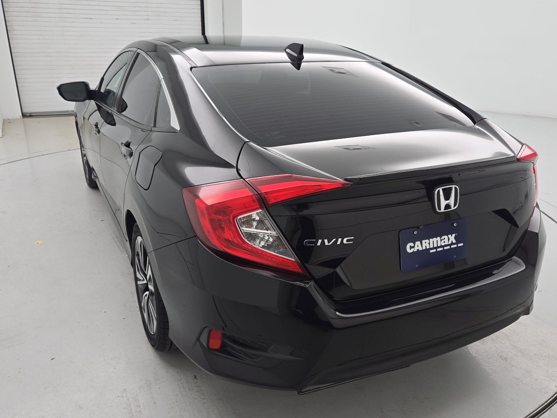 Thumbnail: 2017 Honda Civic - 7