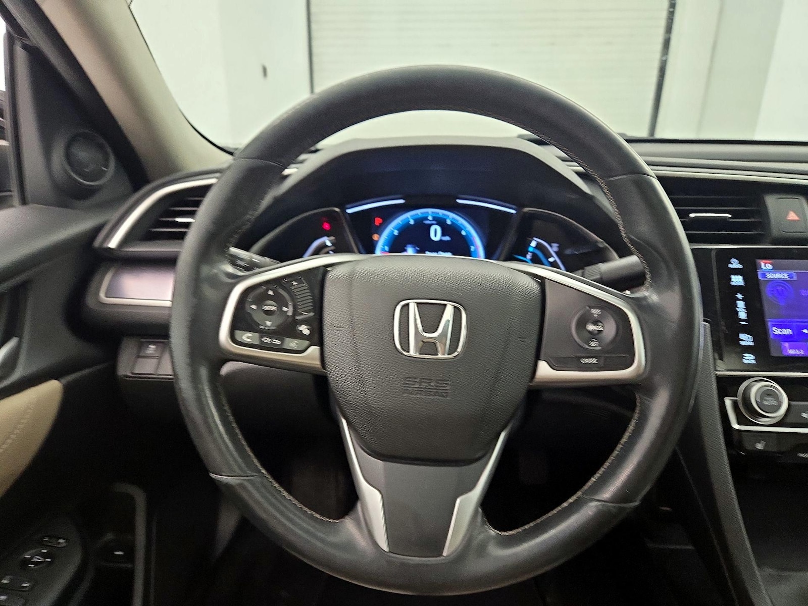 2017 Honda Civic EX-L - Photo 9