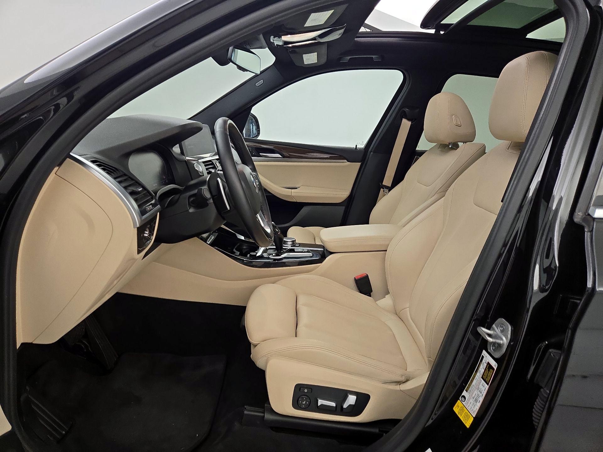 Thumbnail: 2021 BMW X3 - 11