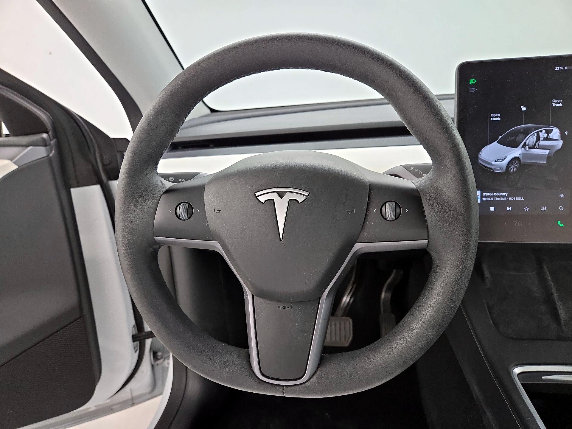 Thumbnail: 2024 Tesla Model Y - 10