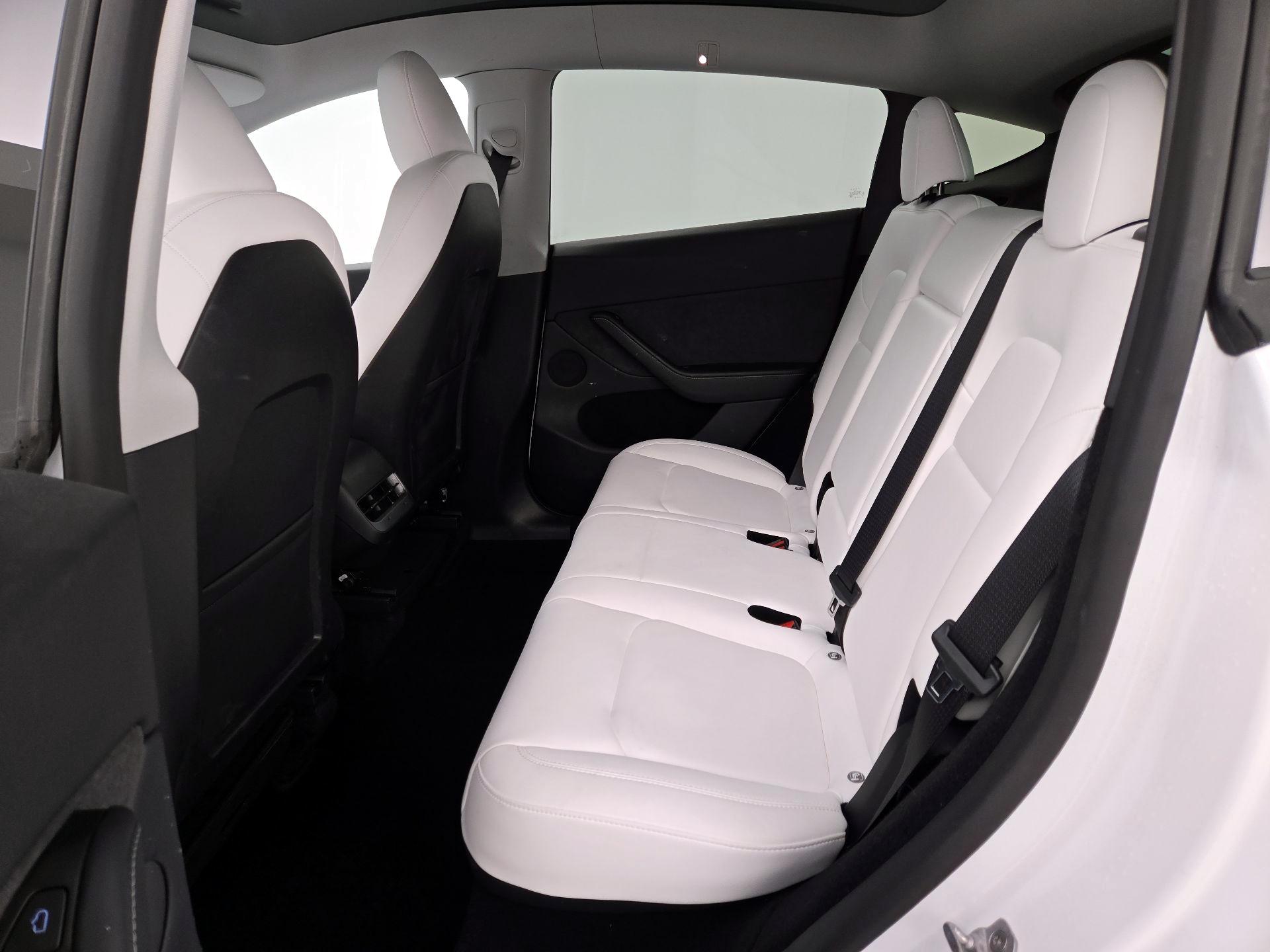 Thumbnail: 2024 Tesla Model Y - 19