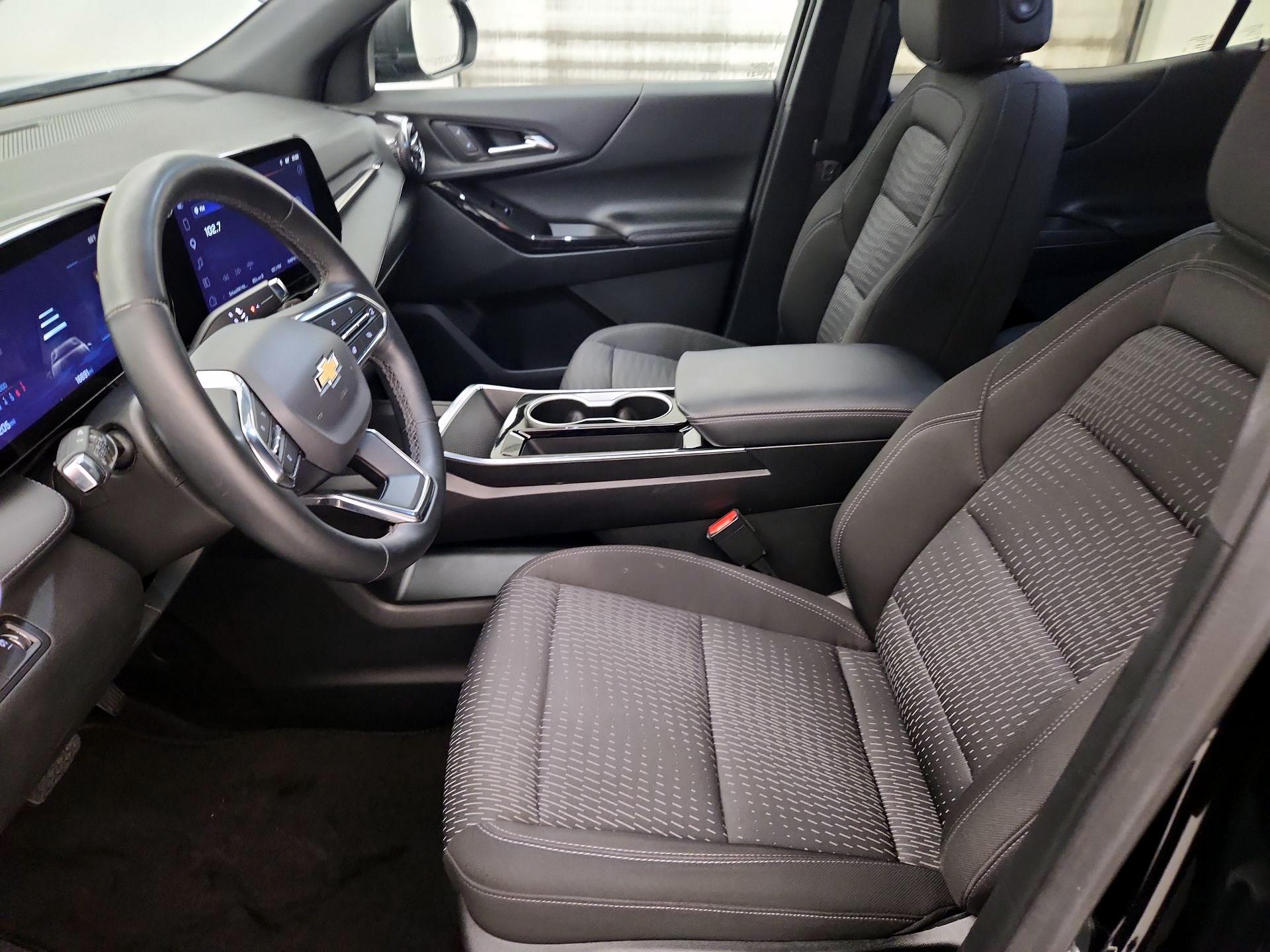 Thumbnail: 2025 Chevrolet Equinox - 11