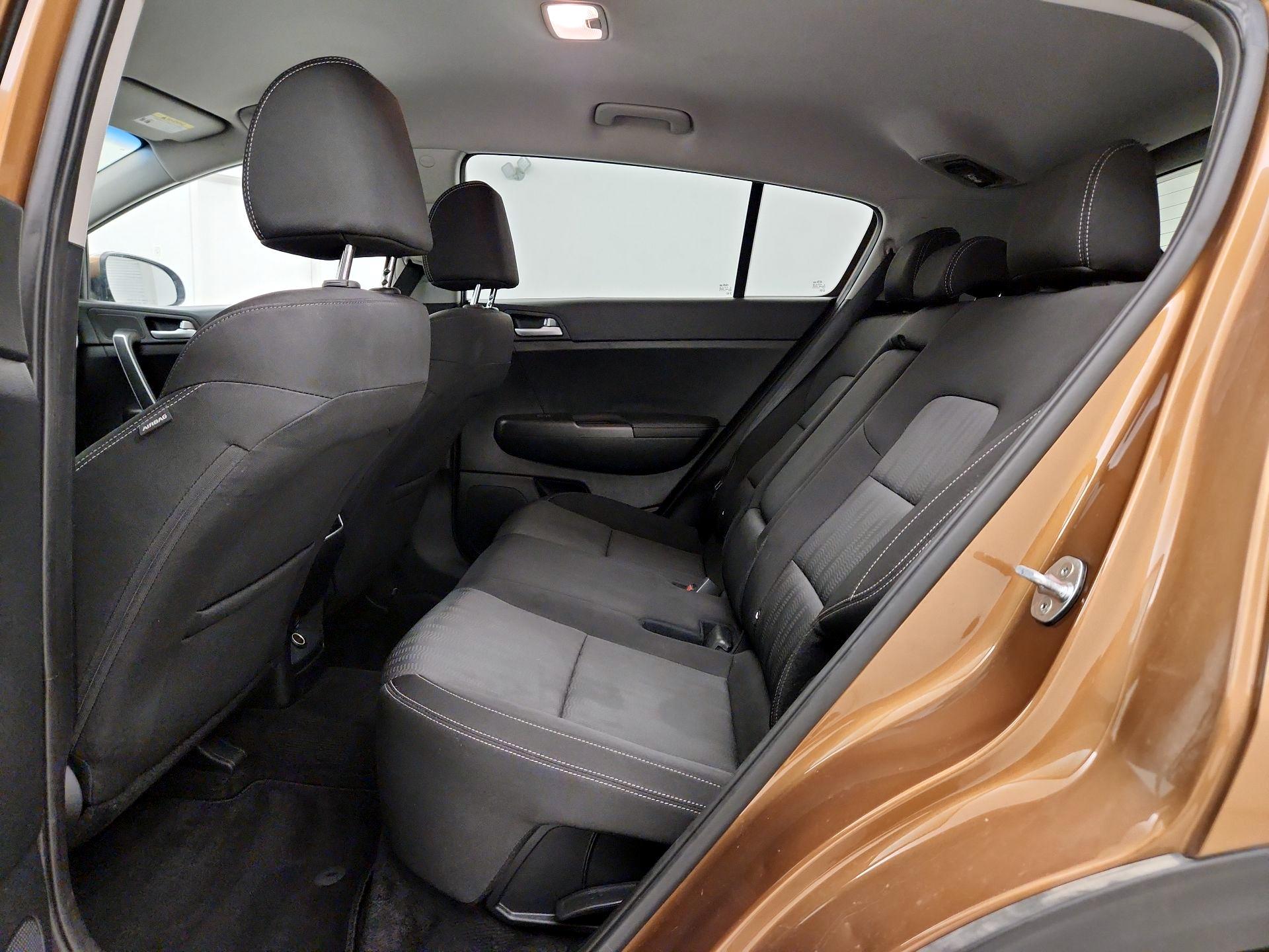 Thumbnail: 2021 Kia Sportage - 19