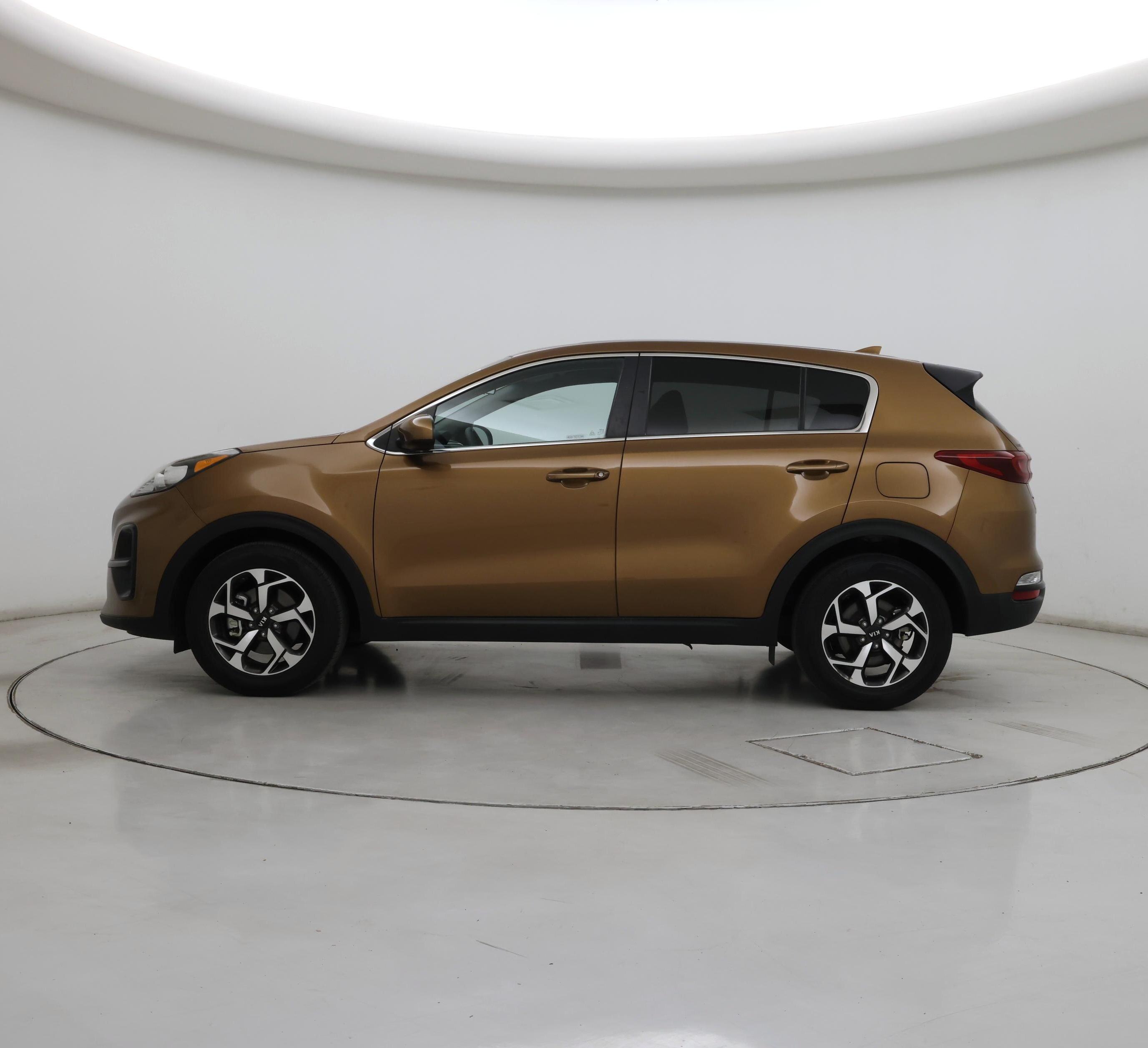 Thumbnail: 2021 Kia Sportage - 3