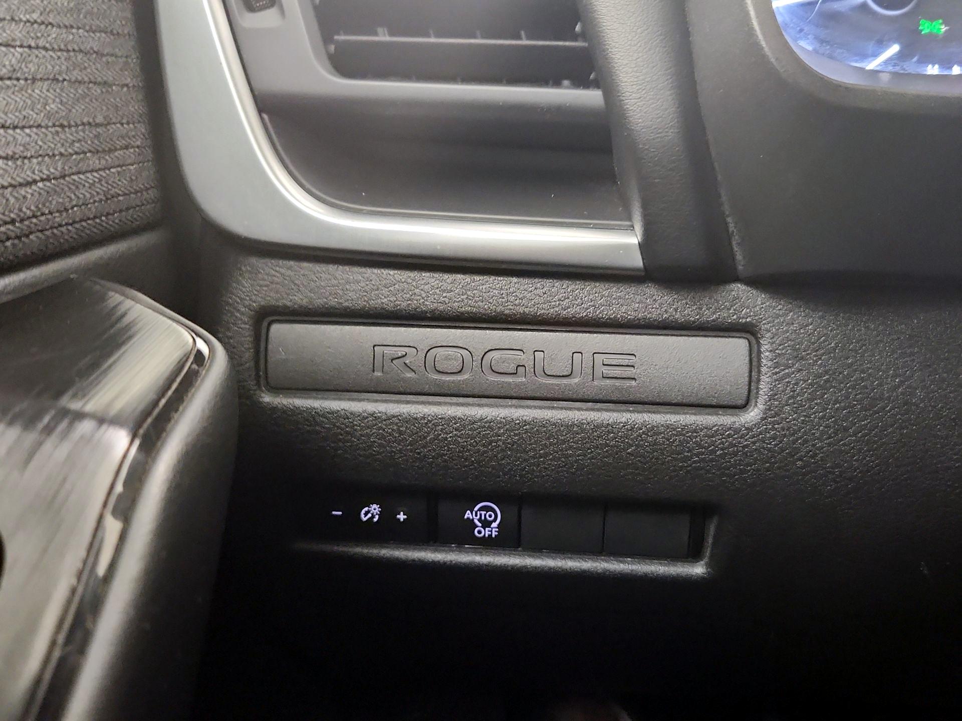 Thumbnail: 2023 Nissan Rogue - 13