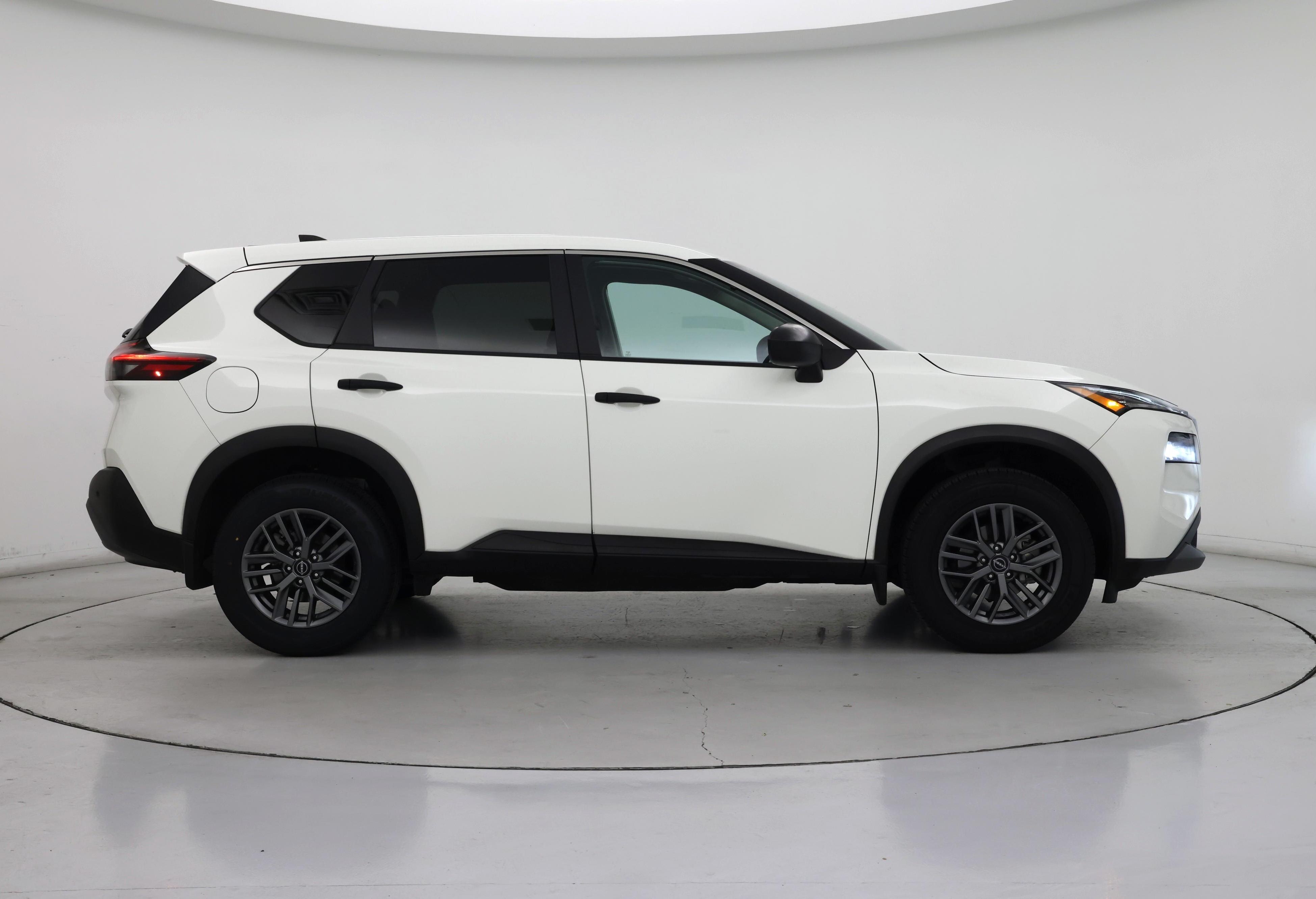 Thumbnail: 2023 Nissan Rogue - 7