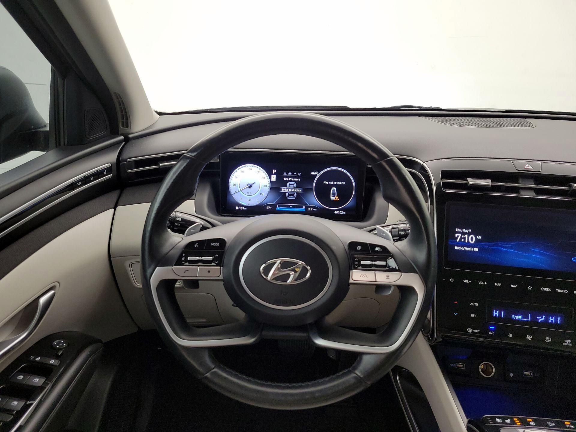 Thumbnail: 2022 Hyundai Tucson - 10