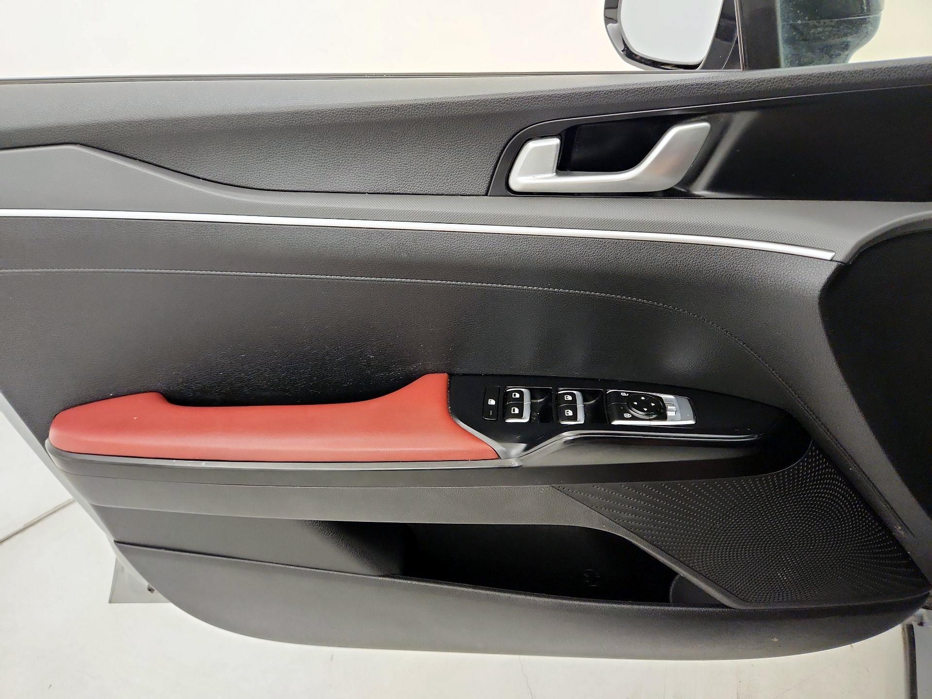 Thumbnail: 2022 Kia K5 - 12