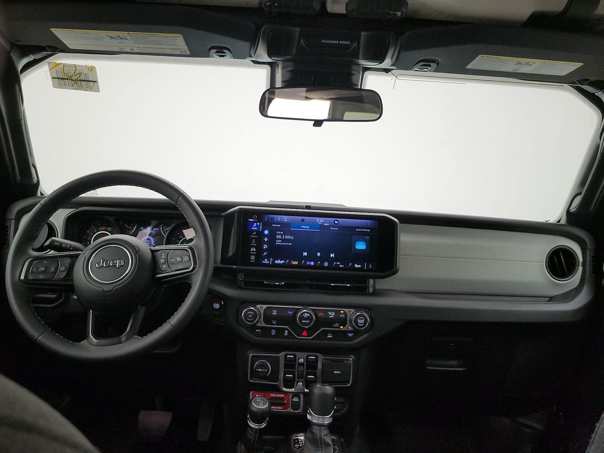 Thumbnail: 2025 Jeep Wrangler - 9