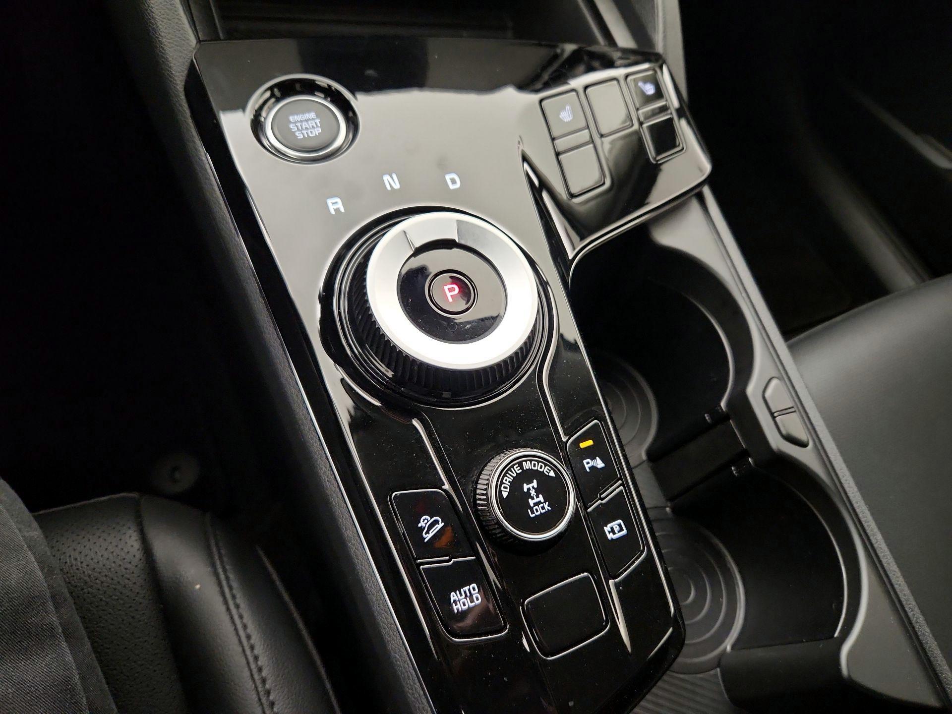 Thumbnail: 2025 Kia Sportage - 17