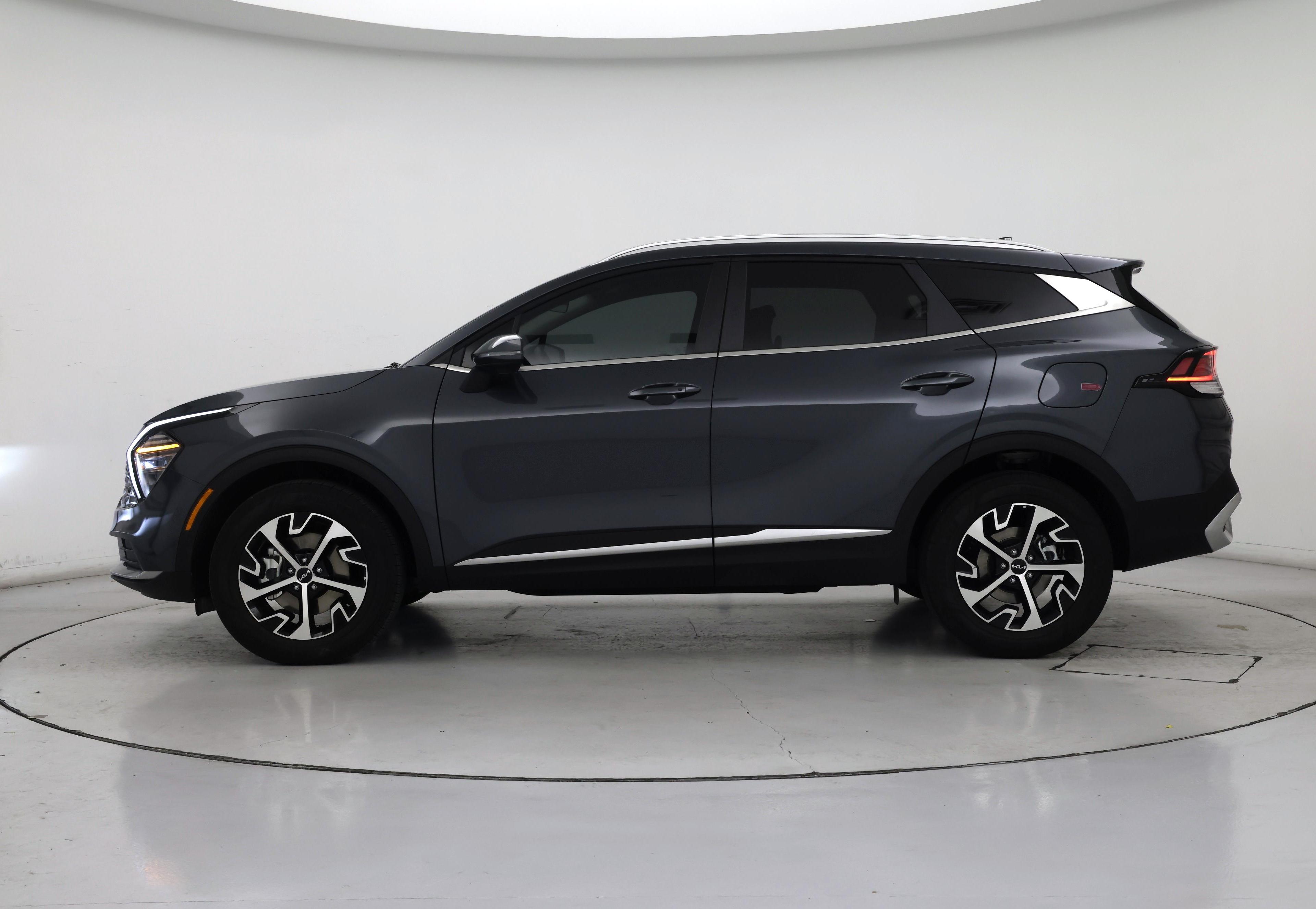 Thumbnail: 2025 Kia Sportage - 3