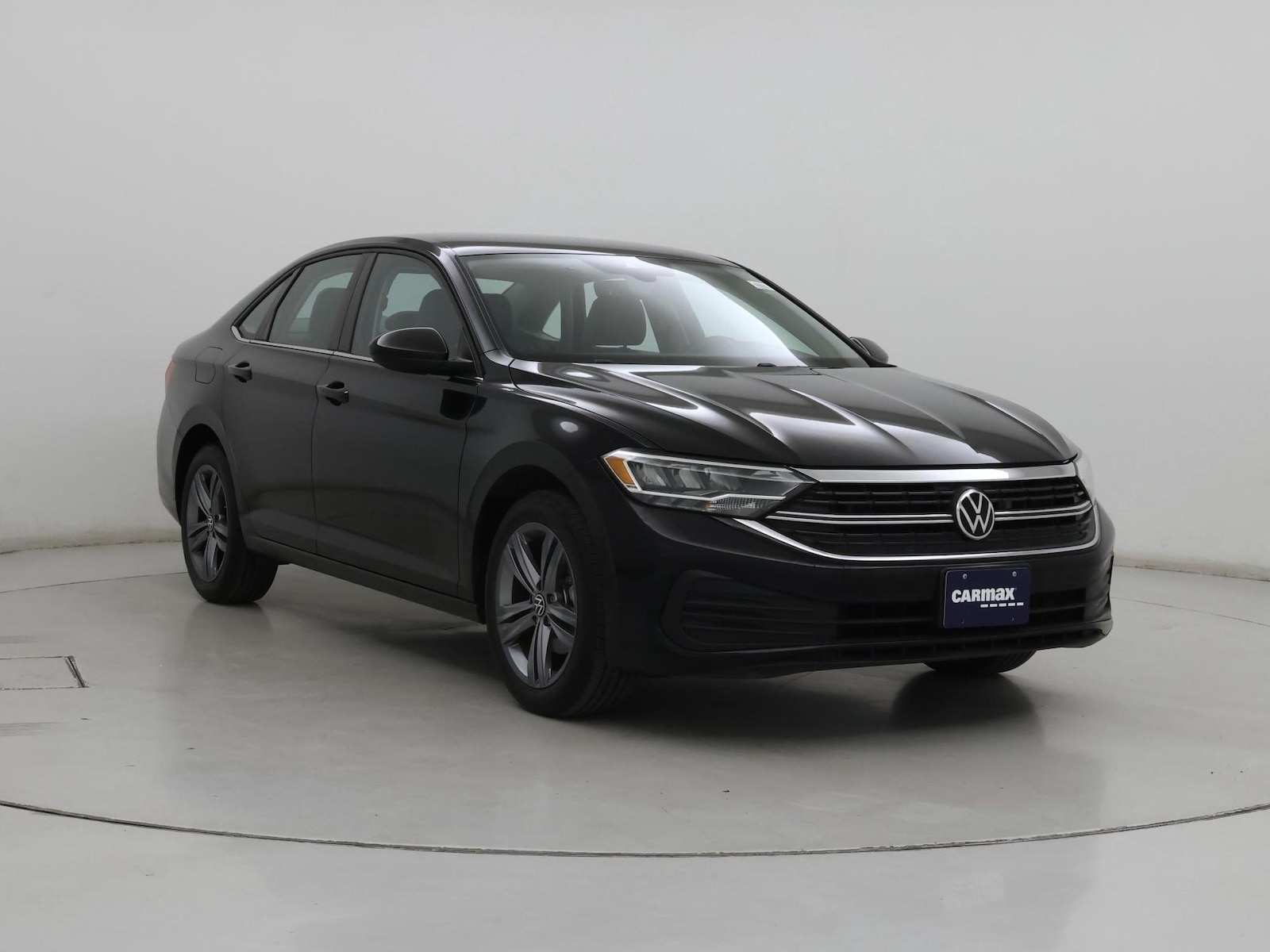 2022 Volkswagen Jetta SE - Photo 2
