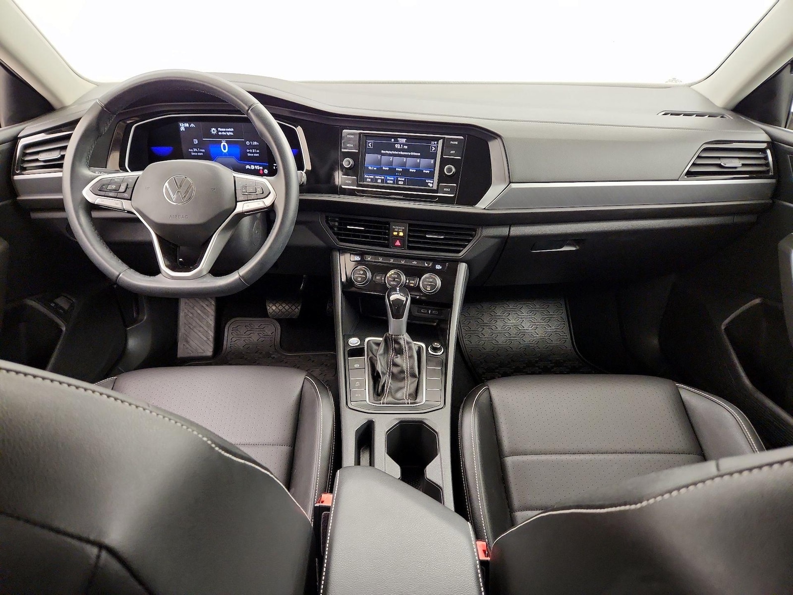 2022 Volkswagen Jetta SE - Photo 10