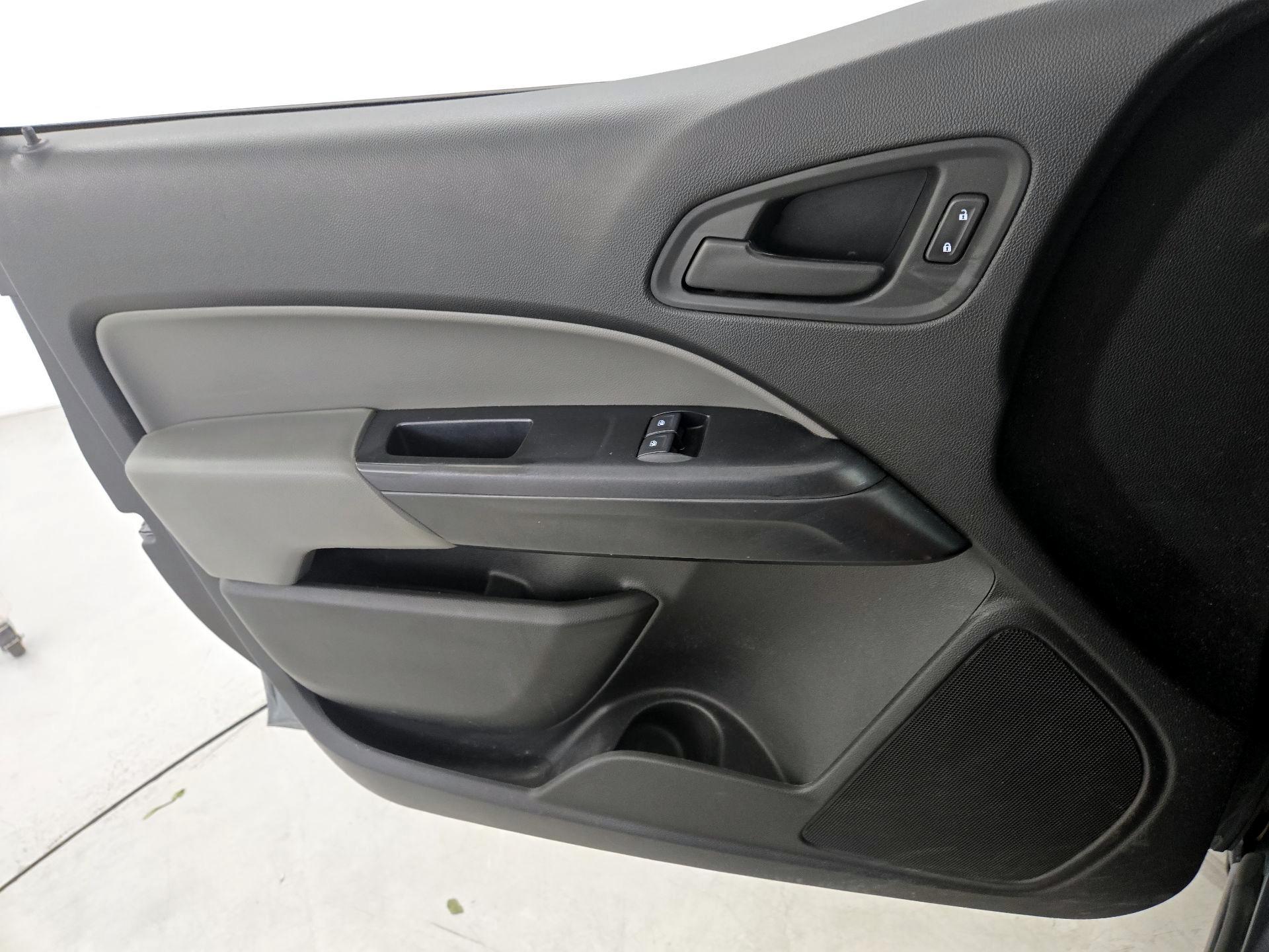 Thumbnail: 2018 Chevrolet Colorado - 12