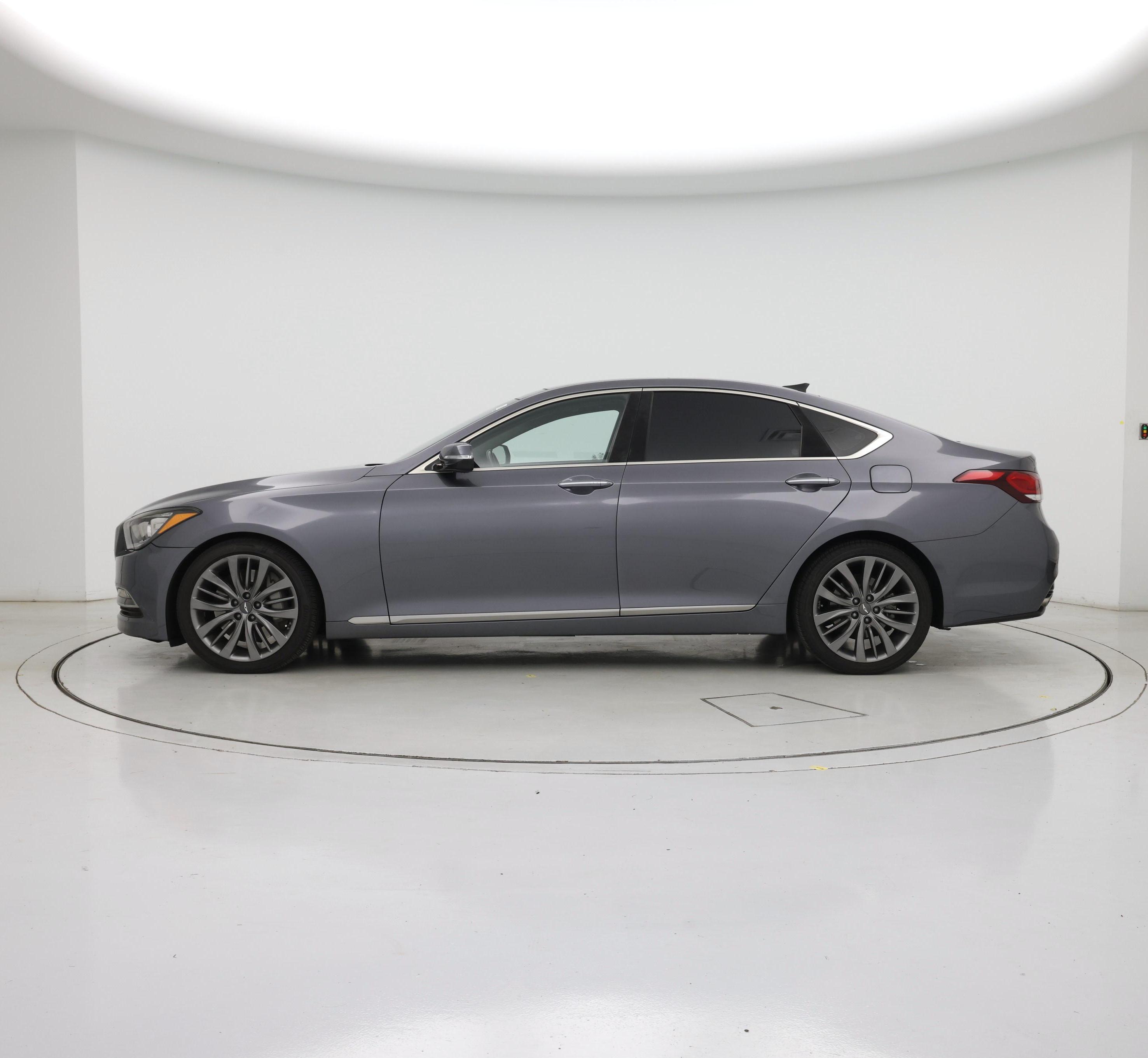Thumbnail: 2015 Hyundai Genesis - 3