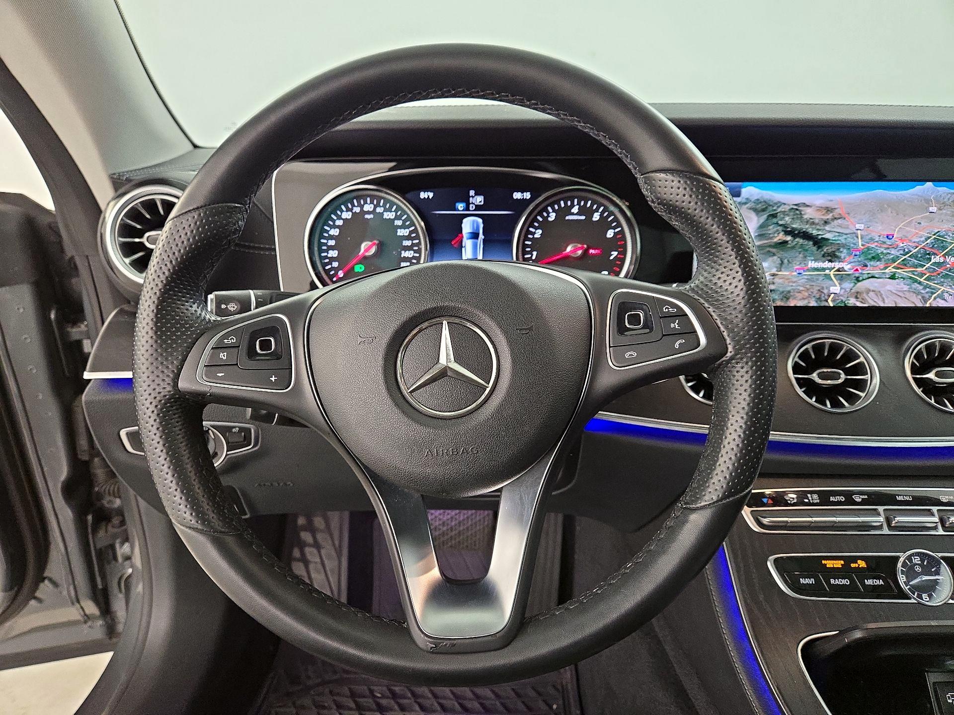 Thumbnail: 2018 Mercedes-Benz E-Class - 10