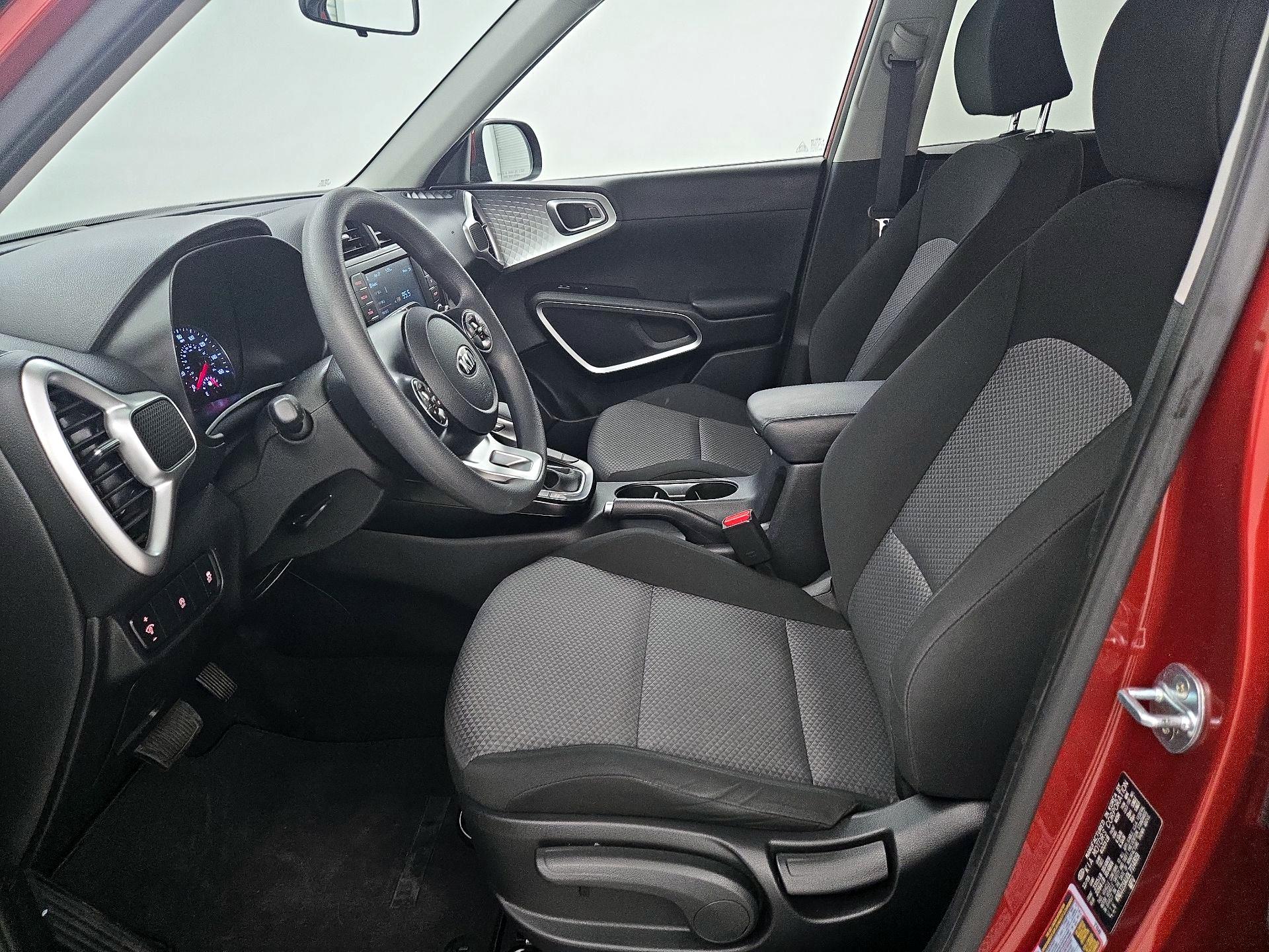 Thumbnail: 2020 Kia Soul - 11