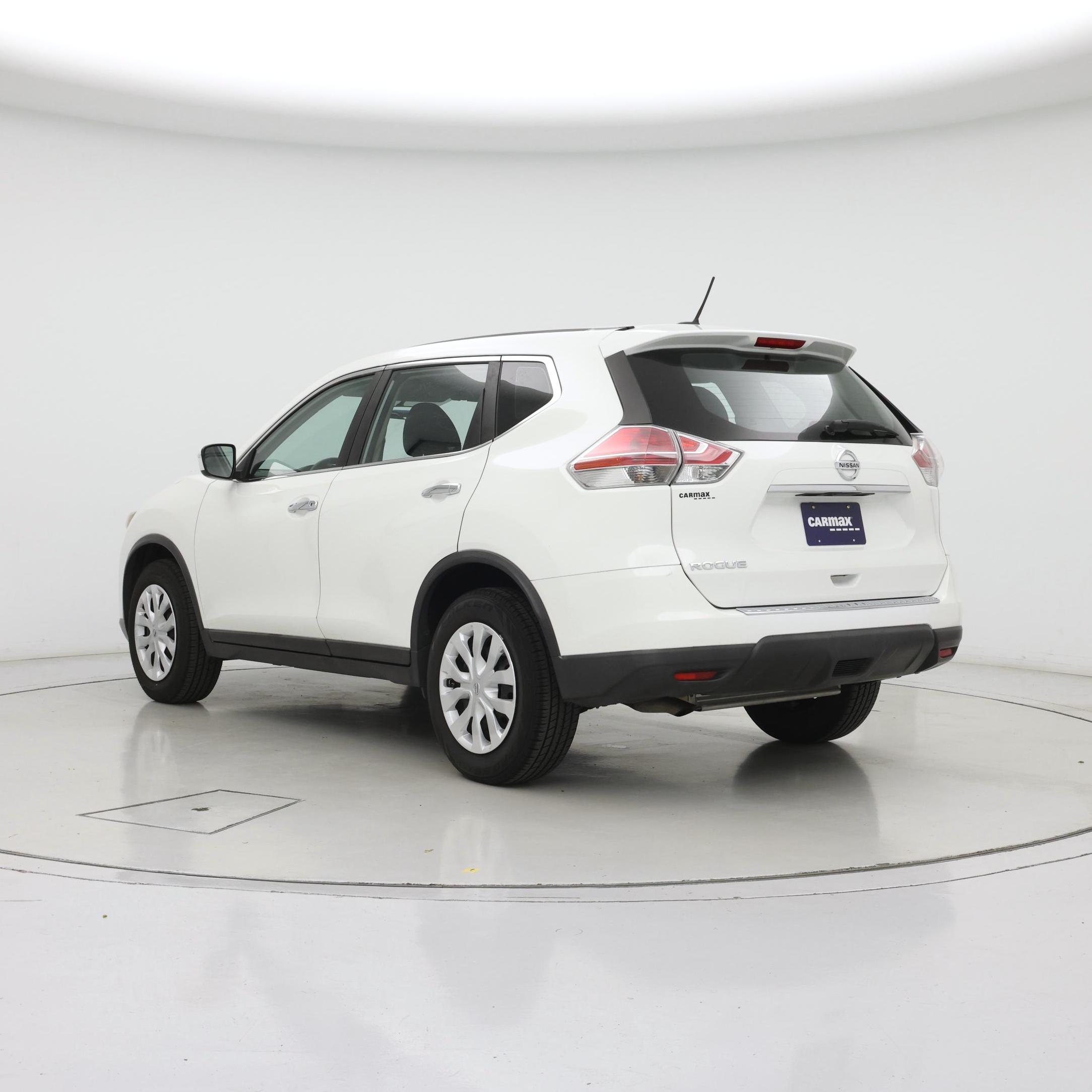 Thumbnail: 2015 Nissan Rogue - 2