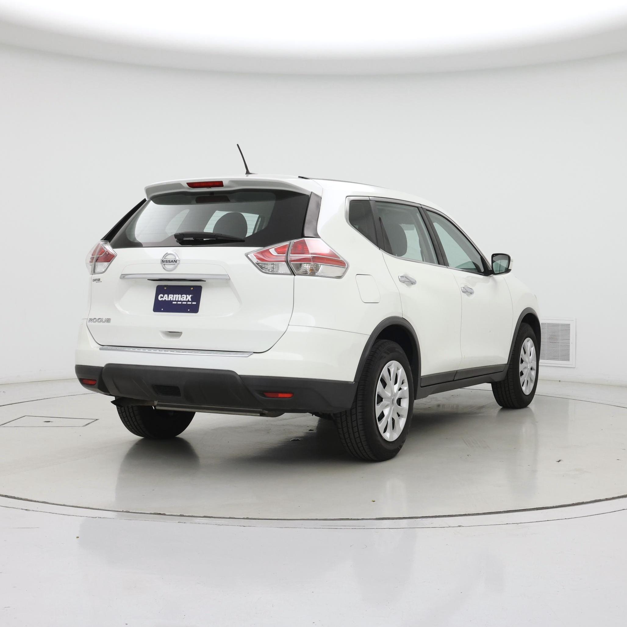Thumbnail: 2015 Nissan Rogue - 8