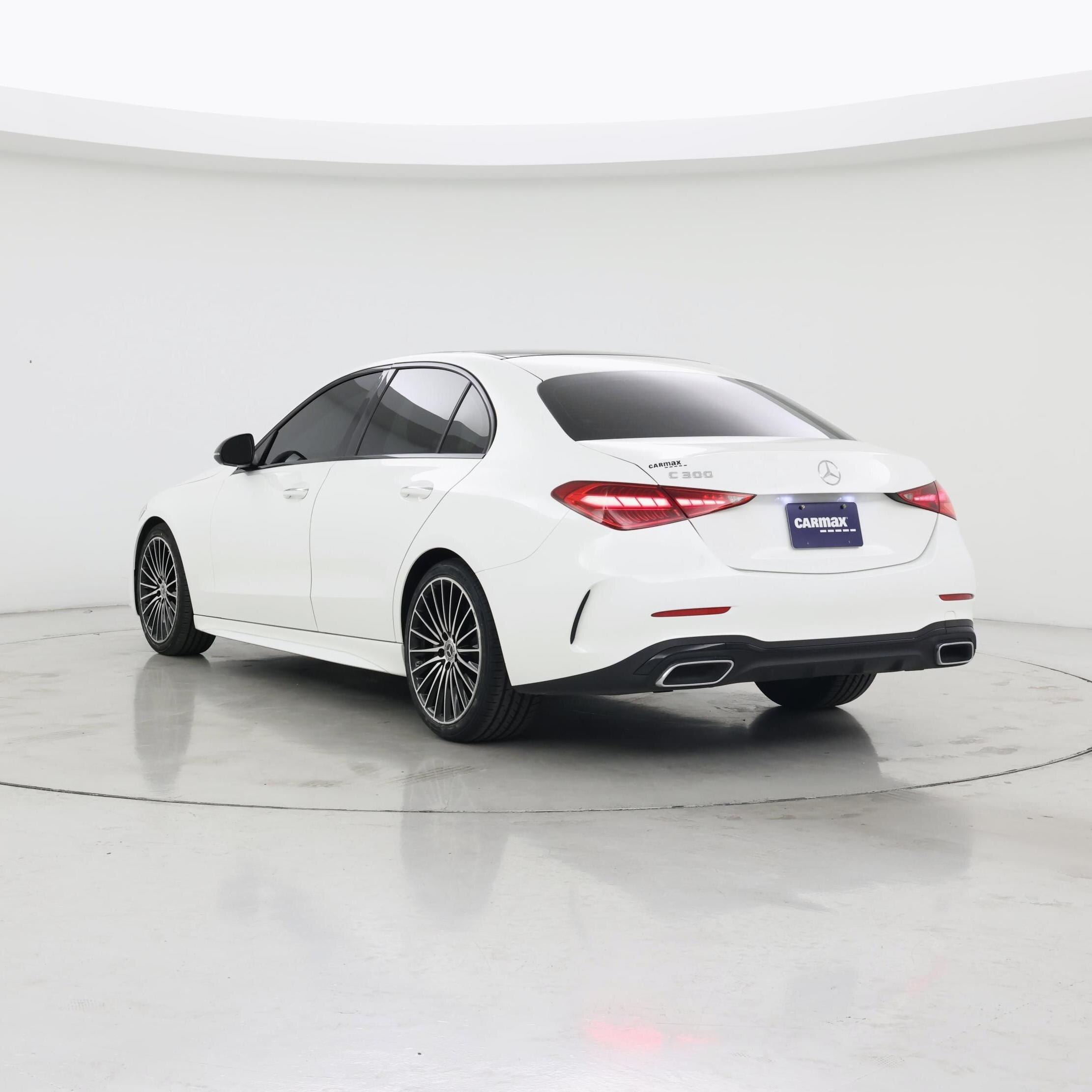 Thumbnail: 2022 Mercedes-Benz C-Class - 2