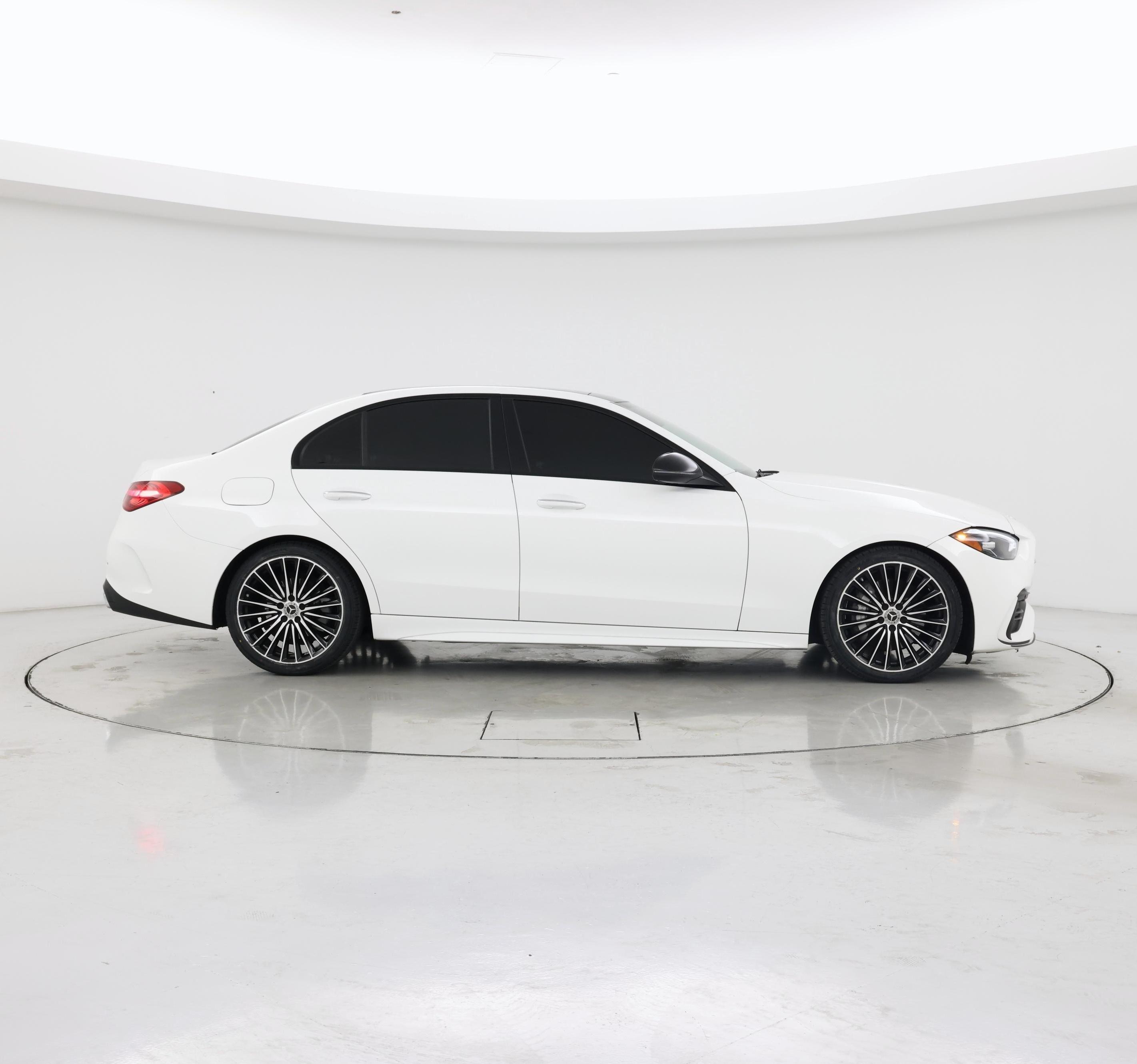 Thumbnail: 2022 Mercedes-Benz C-Class - 7
