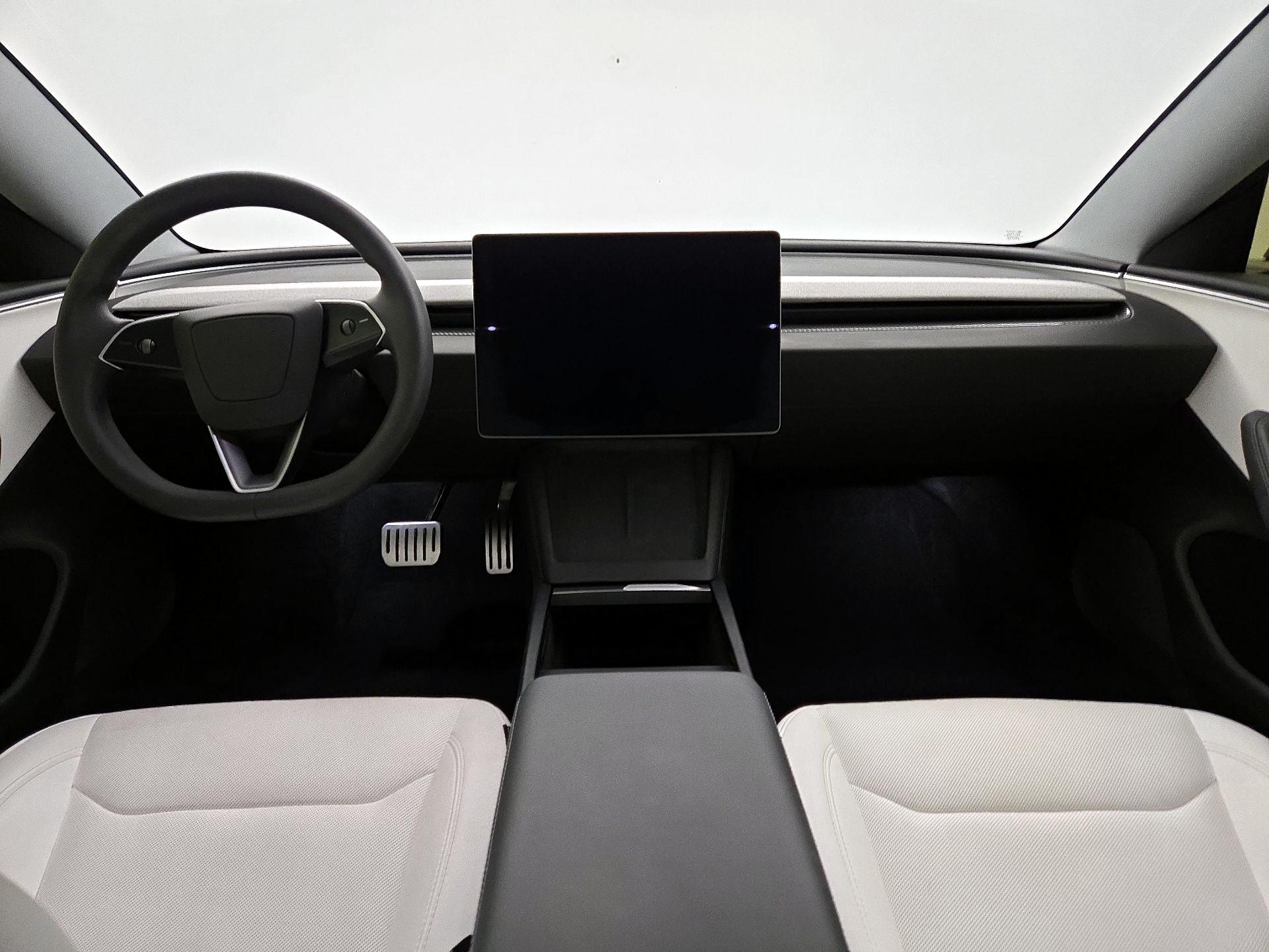 Thumbnail: 2024 Tesla Model 3 - 9