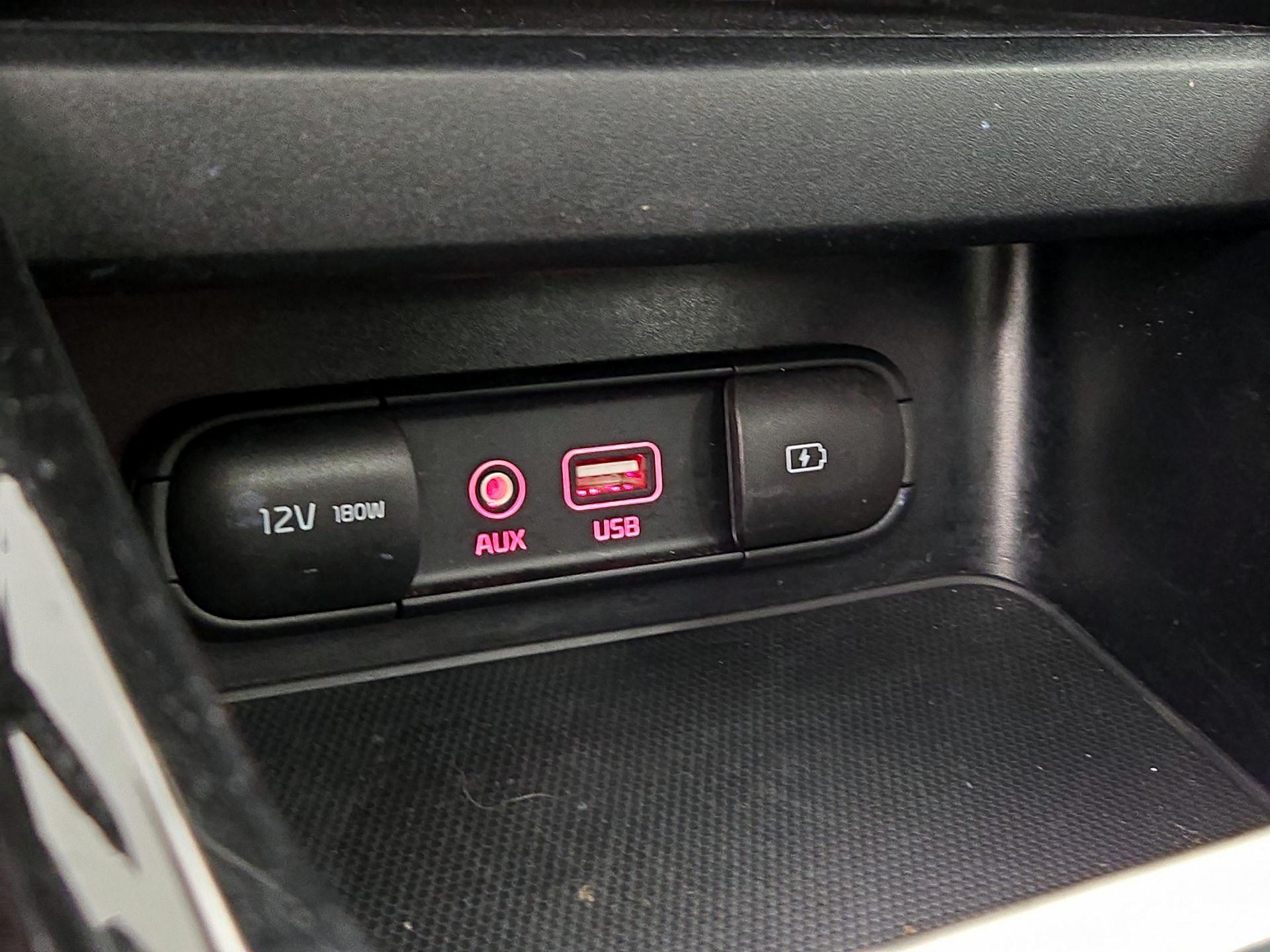 Thumbnail: 2021 Kia Forte - 18