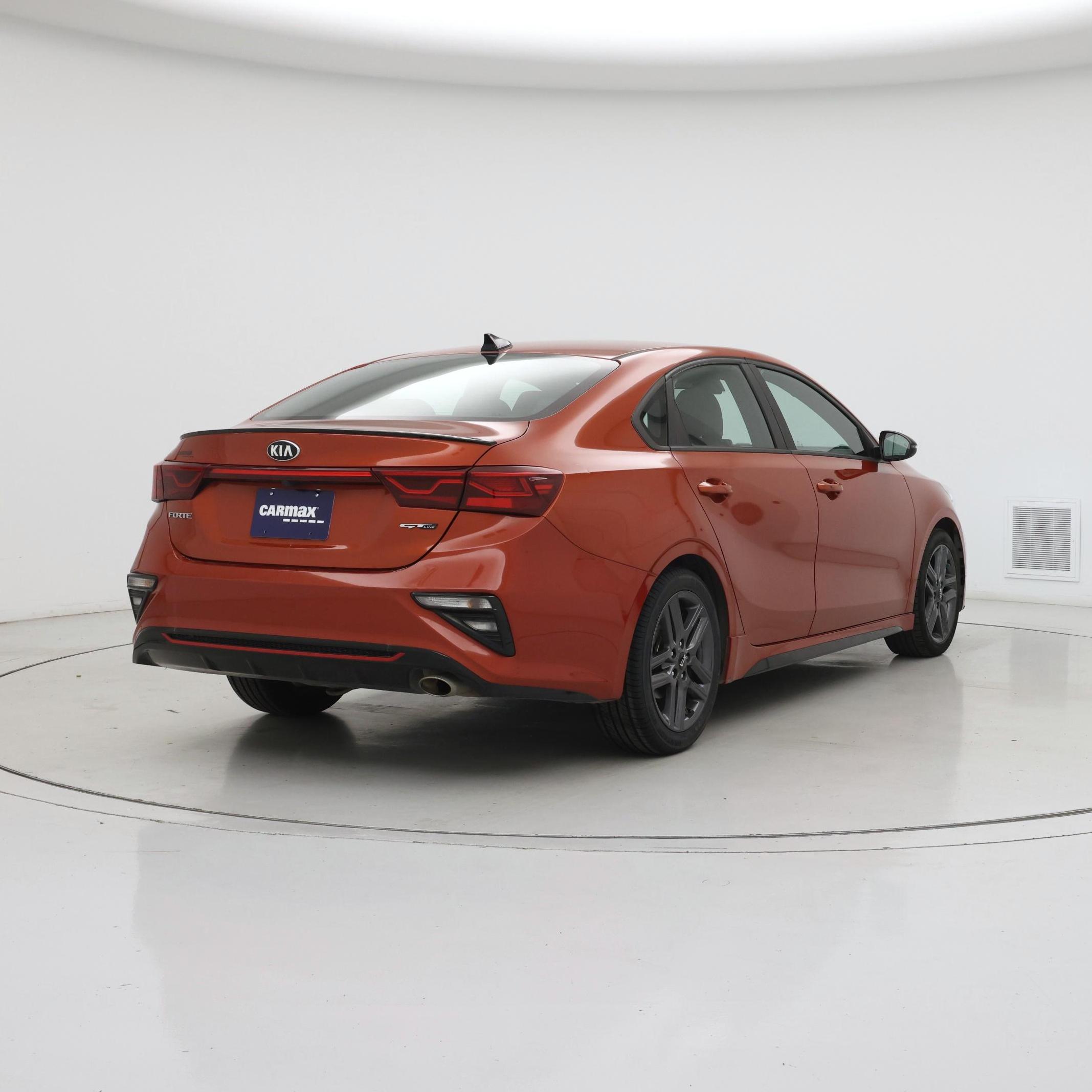 Thumbnail: 2021 Kia Forte - 8