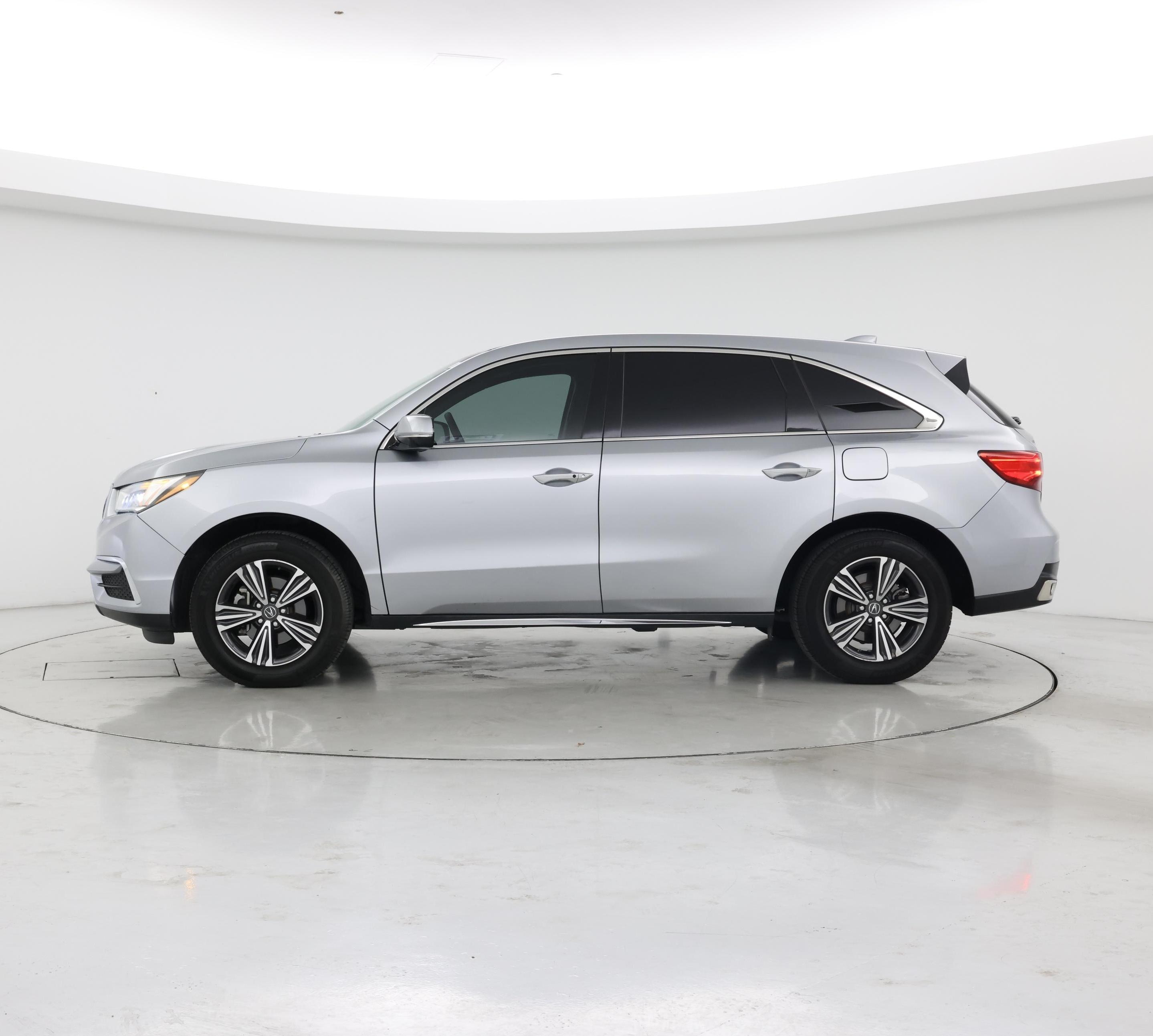Thumbnail: 2018 Acura MDX - 3