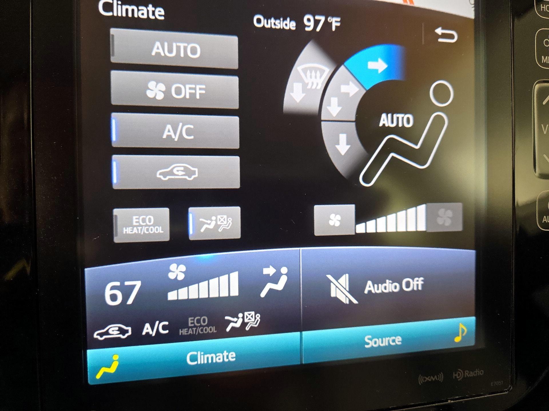 Thumbnail: 2017 Toyota Prius Prime - 17
