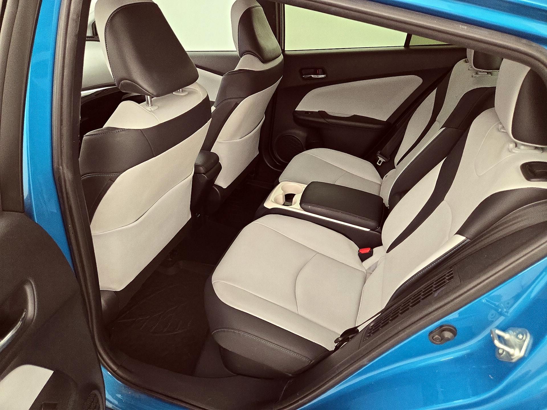 Thumbnail: 2017 Toyota Prius Prime - 20