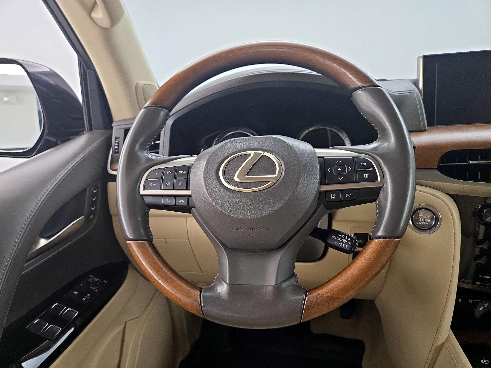 Thumbnail: 2020 Lexus LX - 10