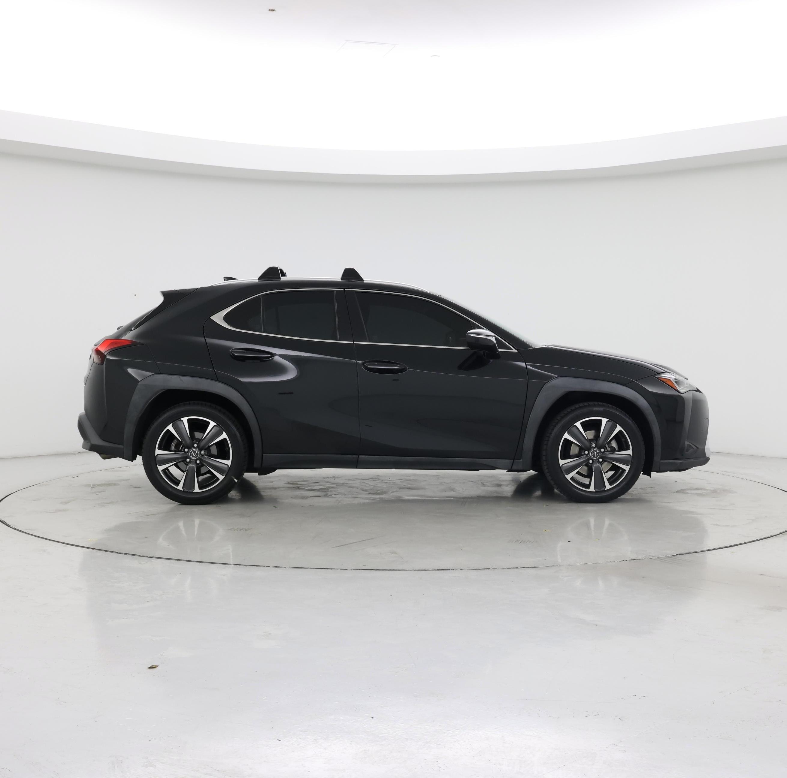 Thumbnail: 2019 Lexus UX - 7
