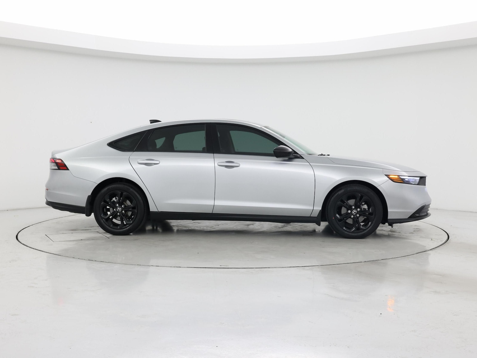 2025 Honda Accord SE - Photo 8