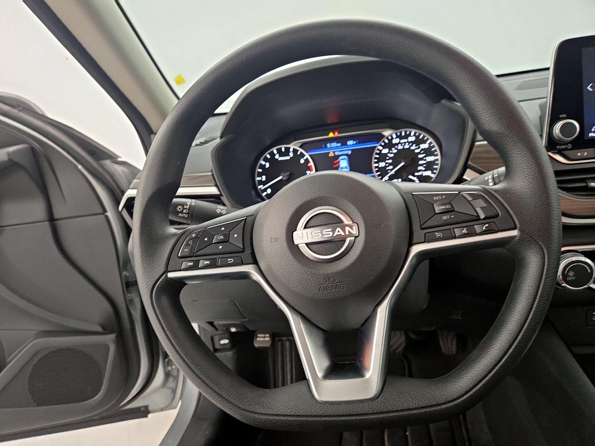 Thumbnail: 2024 Nissan Altima - 10