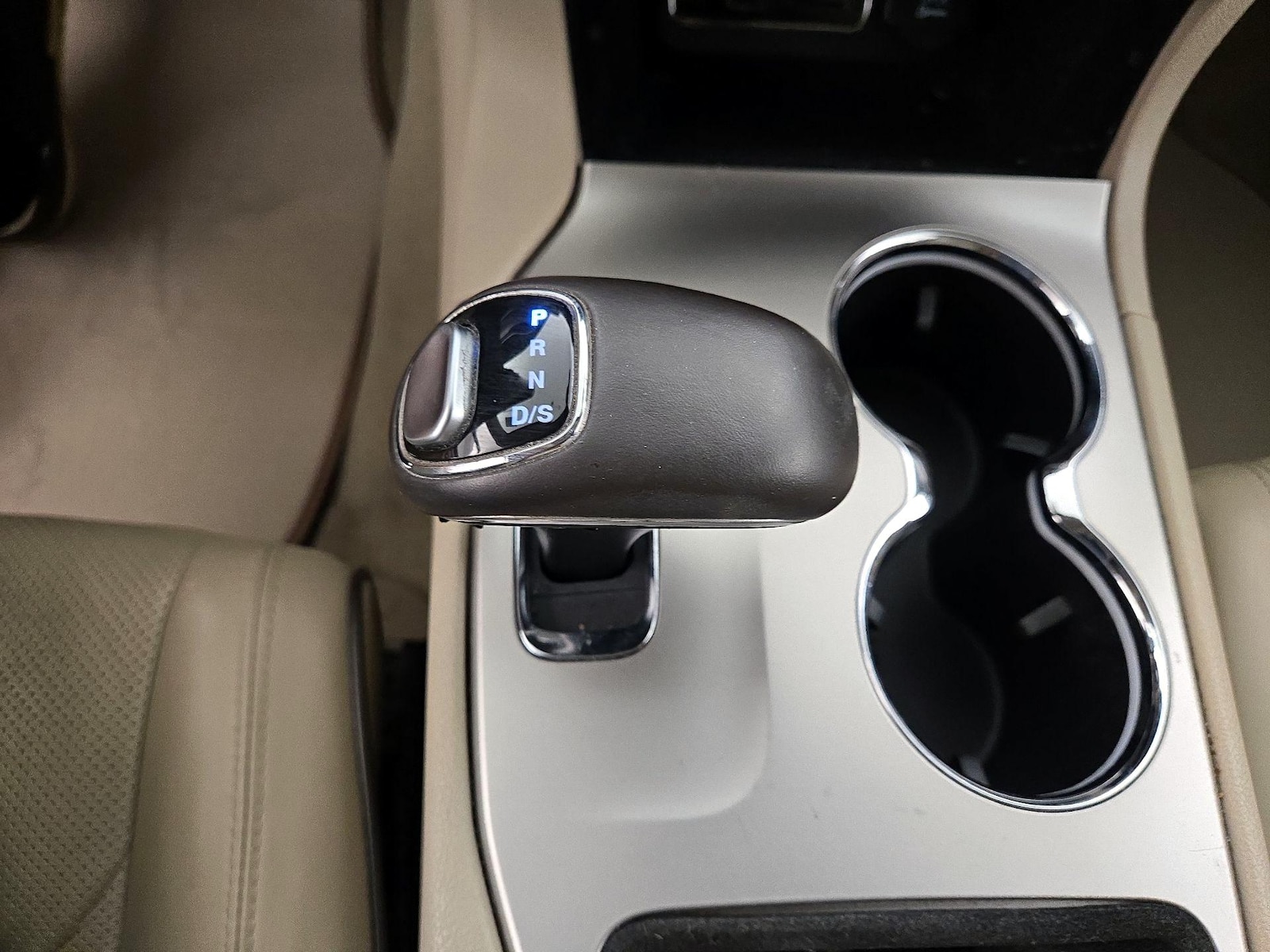 2015 Jeep Grand Cherokee Overland - Photo 19