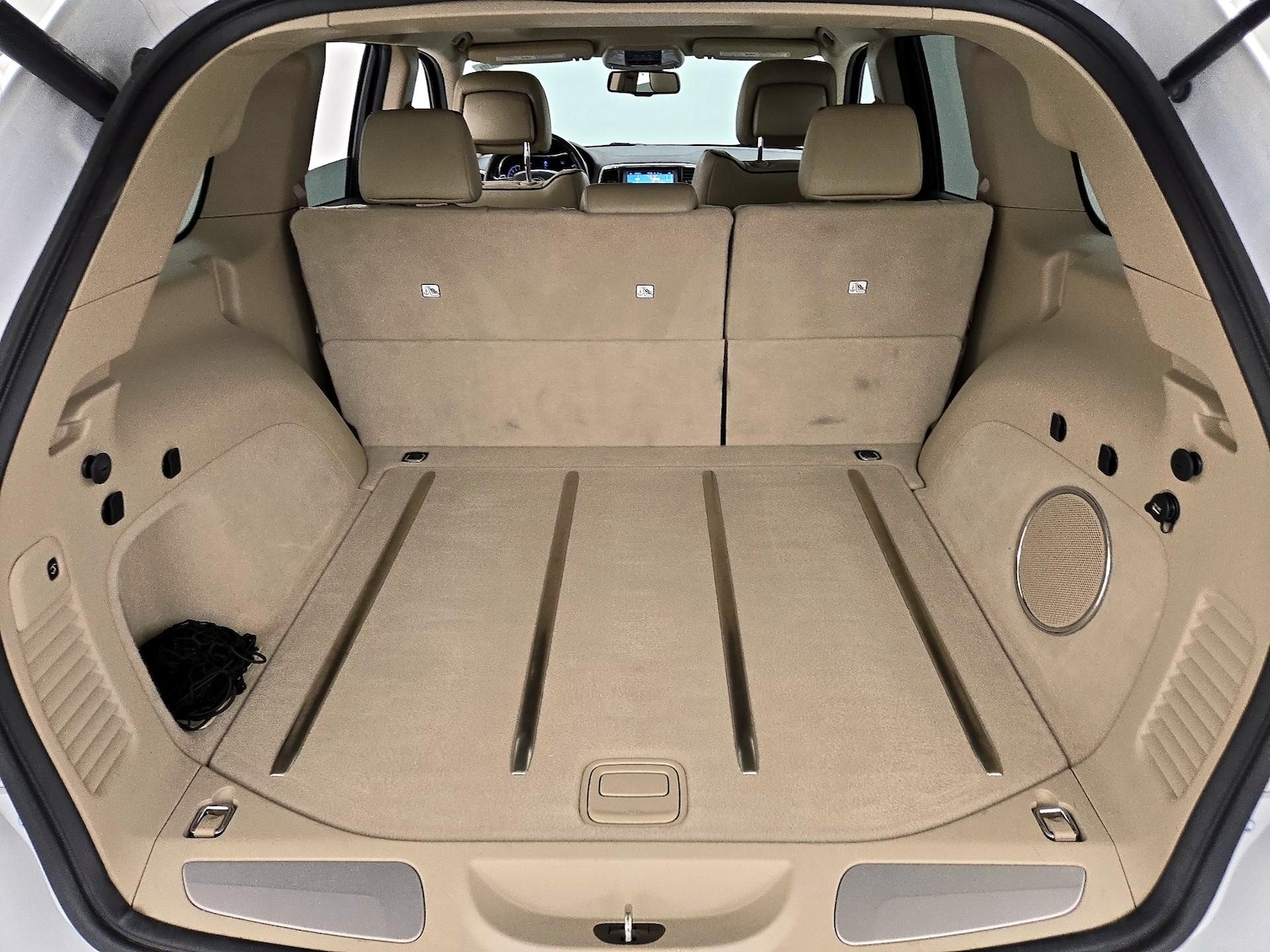 2015 Jeep Grand Cherokee Overland - Photo 23