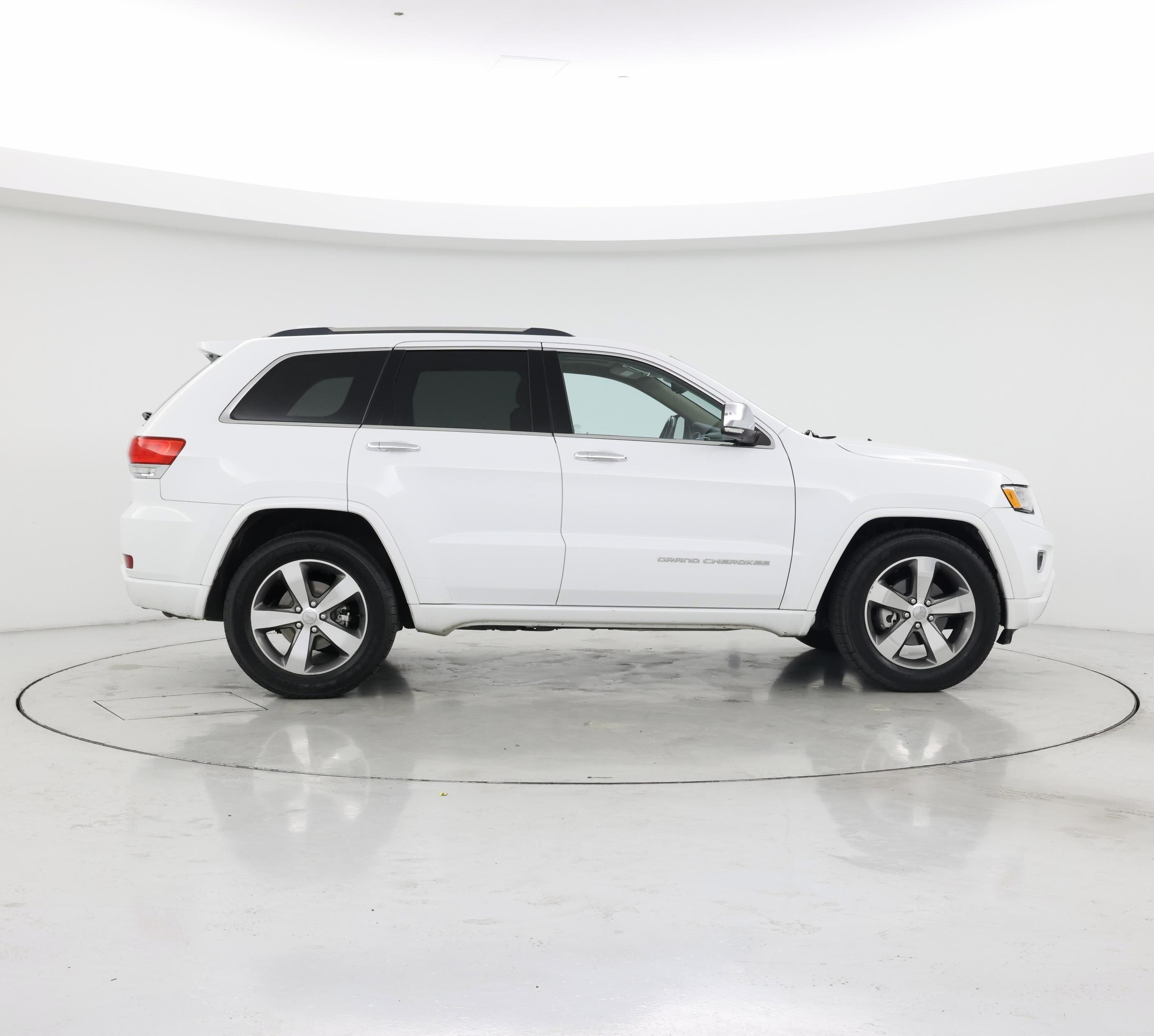 Thumbnail: 2015 Jeep Grand Cherokee - 7