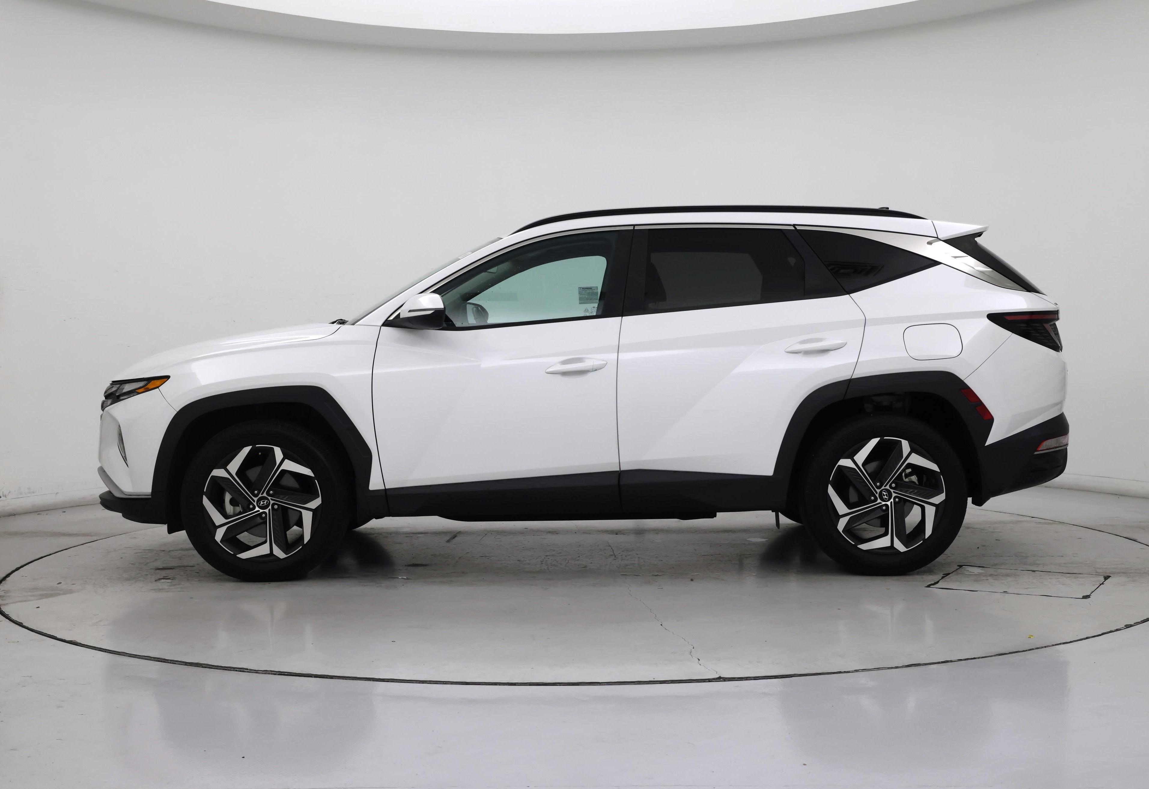 Thumbnail: 2022 Hyundai Tucson - 3