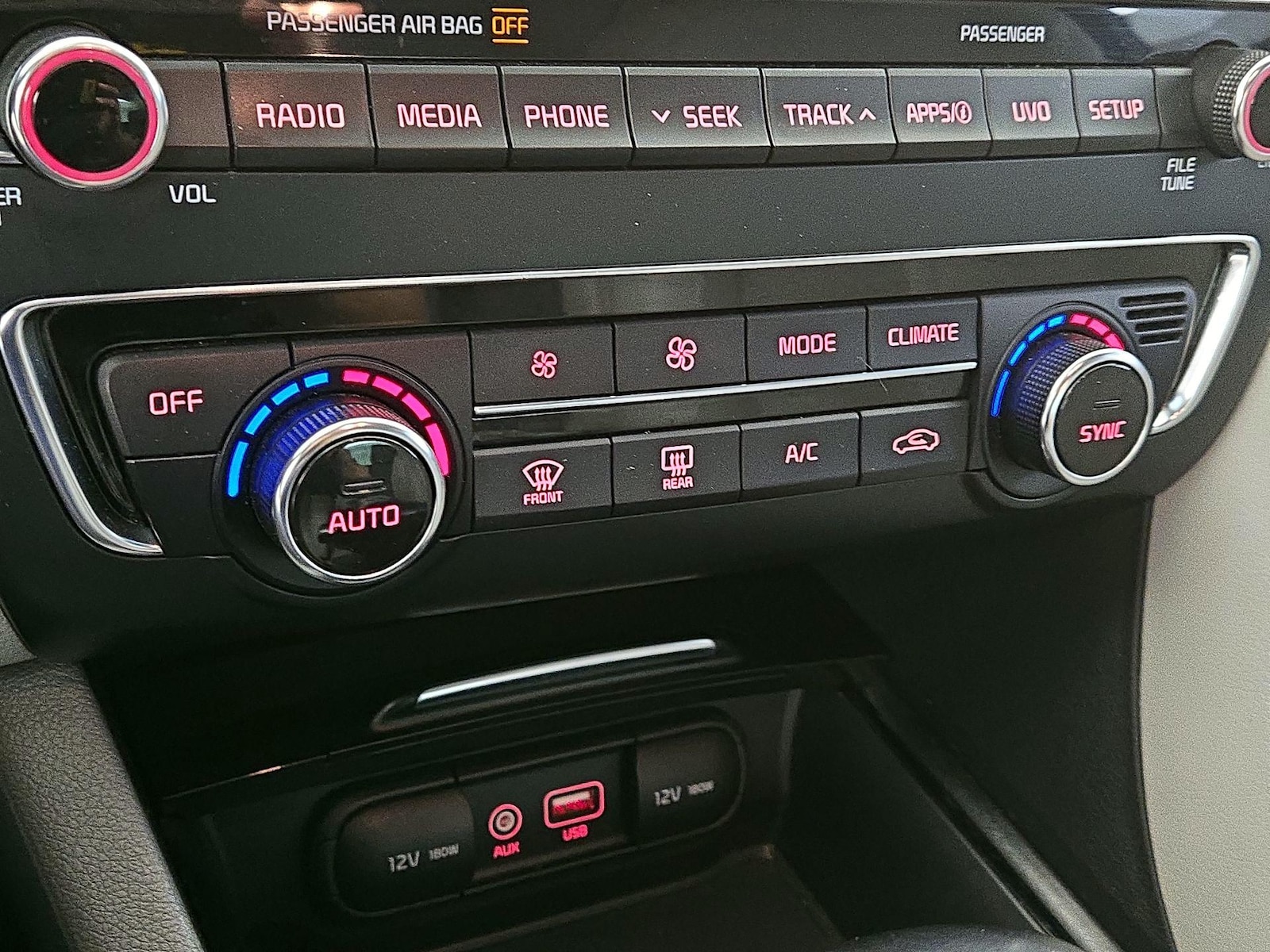2017 Kia Optima EX - Photo 17
